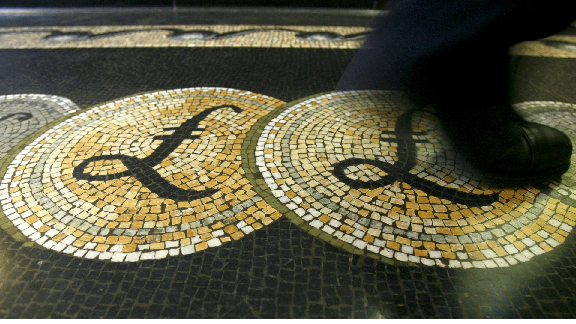 GBP symbol