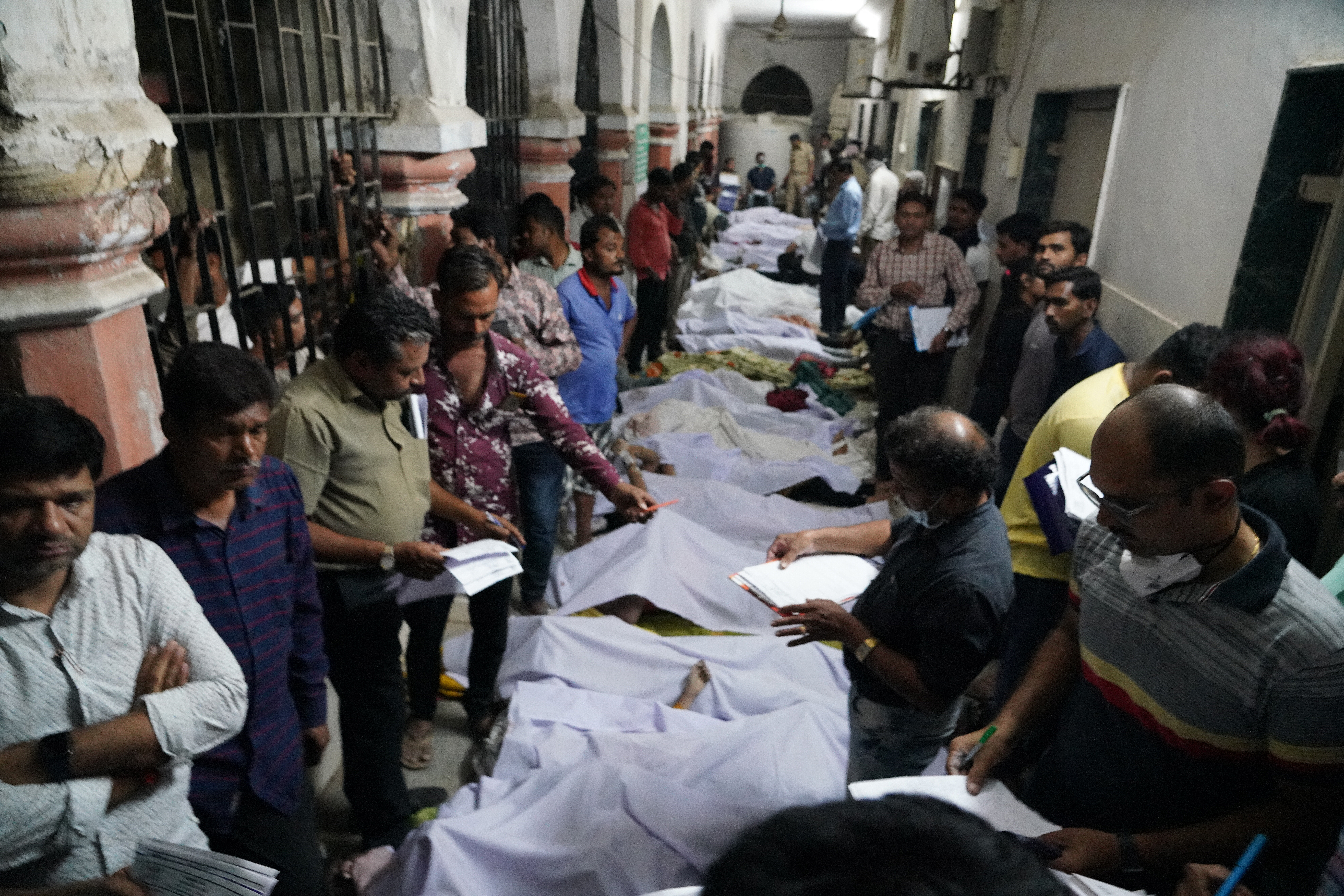 India bridge collapse