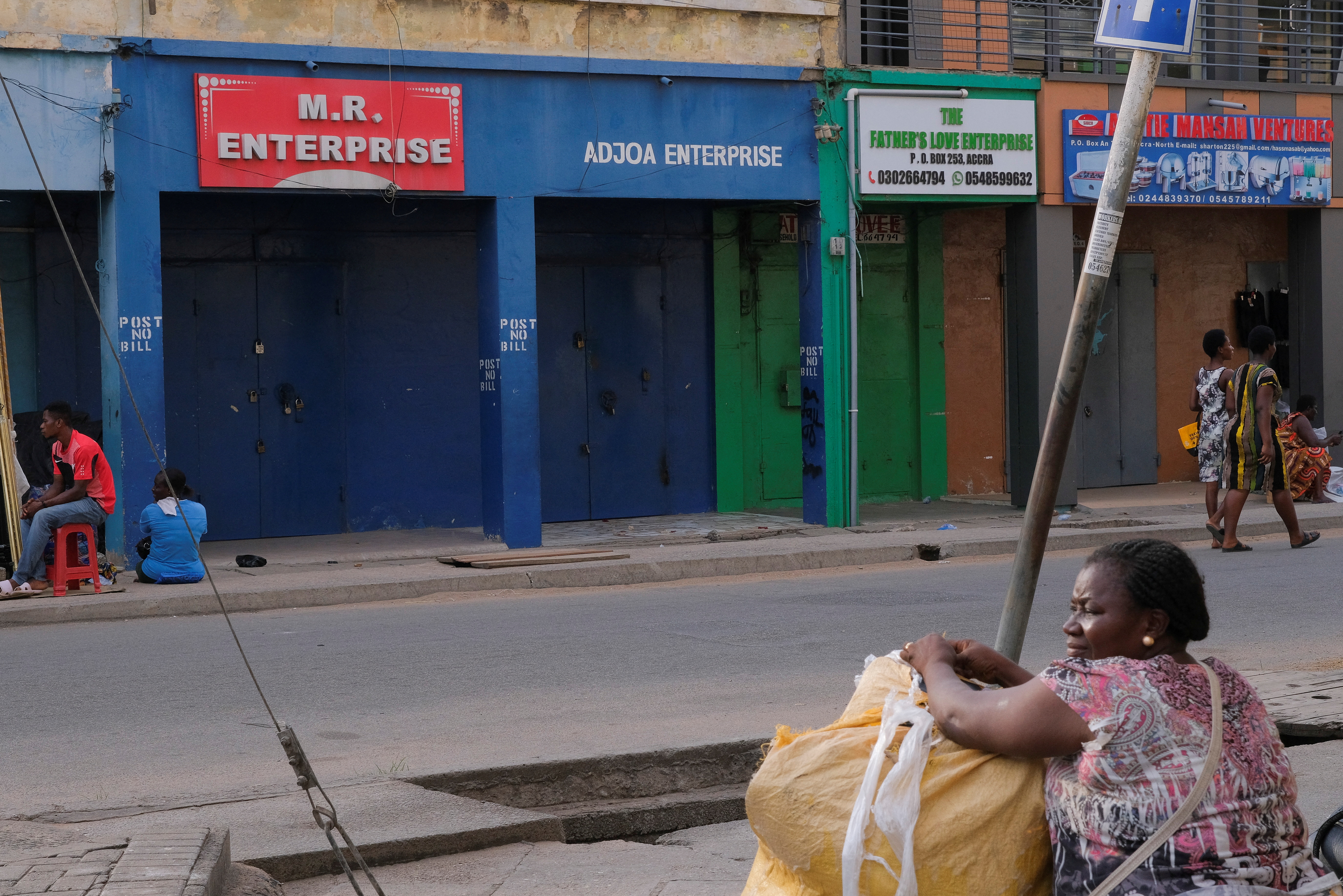 People on a street in Accra, Ghana
