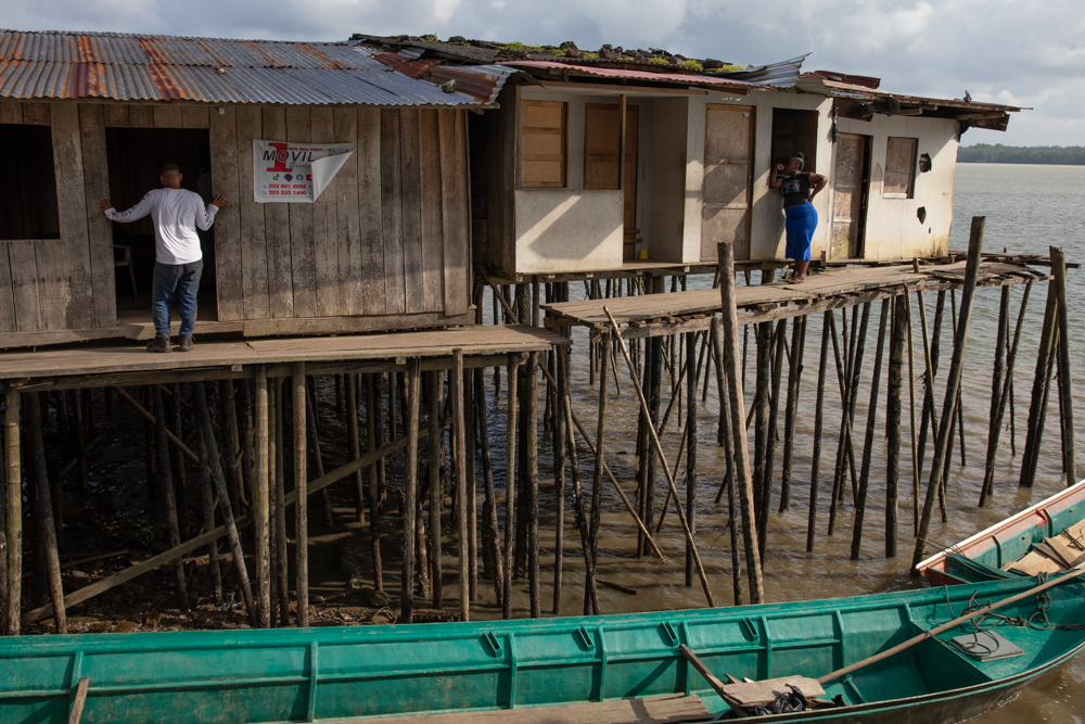 Homes on stilts in Buenaventura