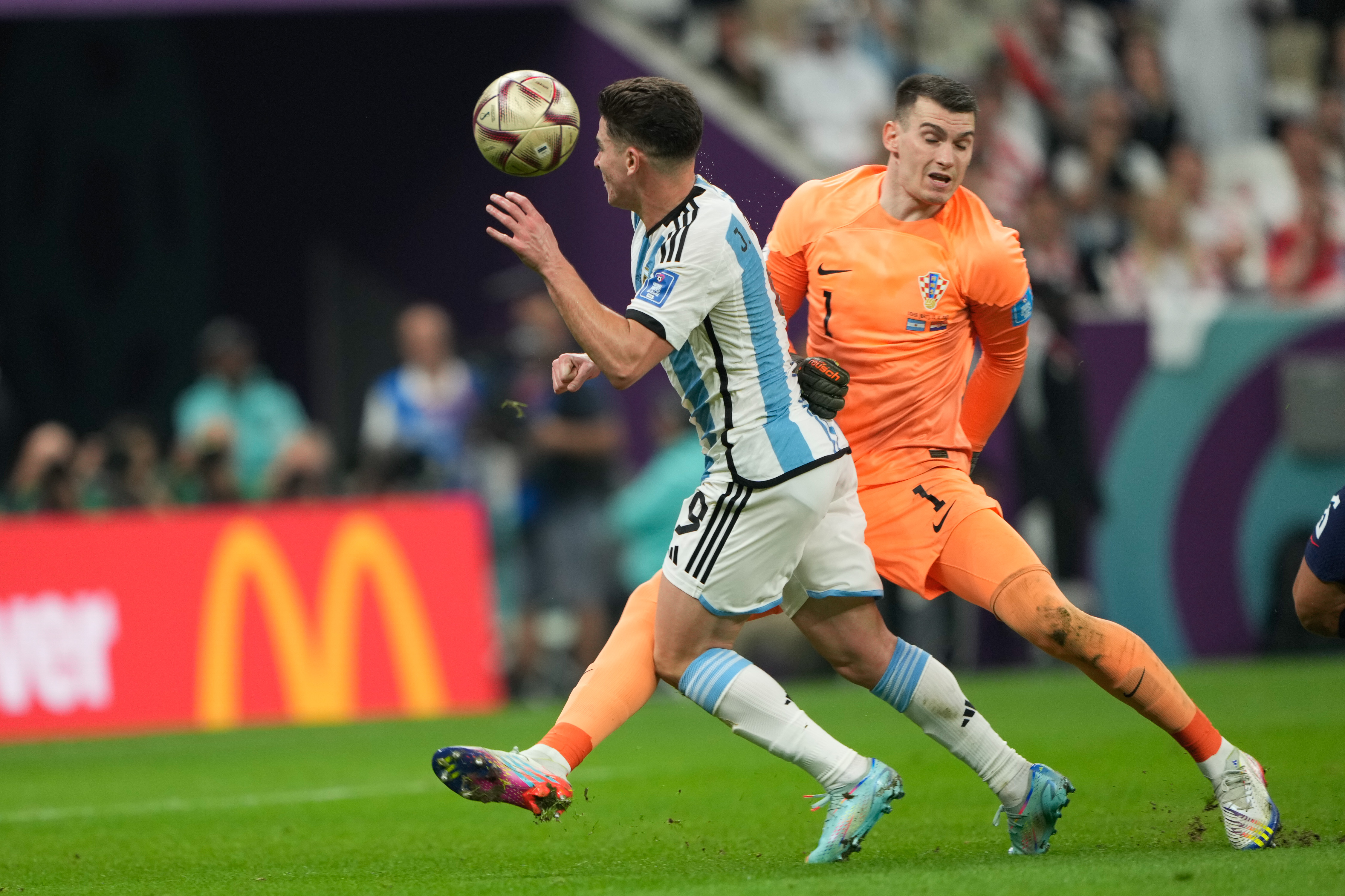 Dominik Livakovic #1