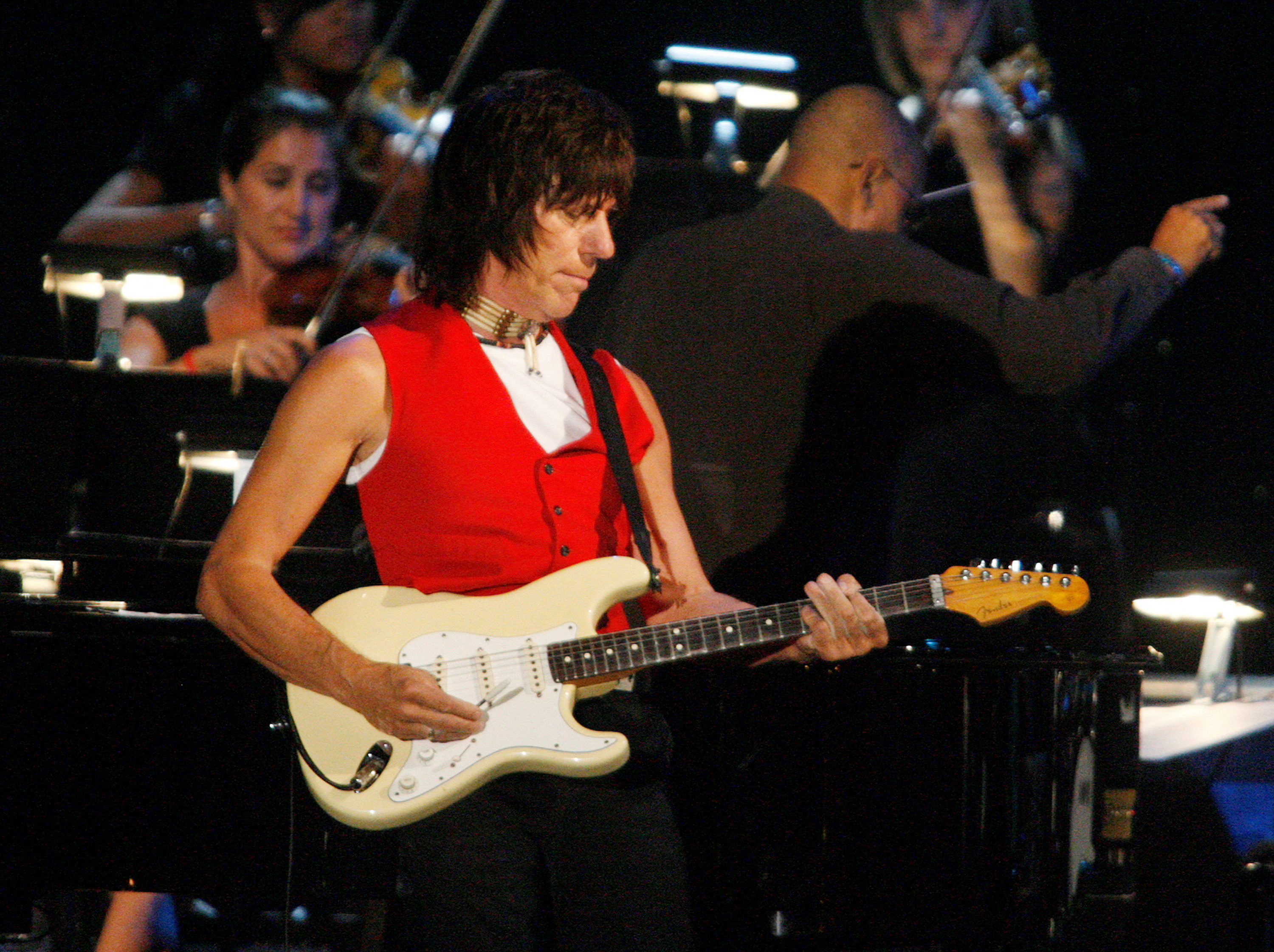 Rock guitarist Jeff Beck performs at the Grammy Foundation's Starry Night gala honoring Sir George Martin in Los Angeles, California July 12, 2008. REUTERS/Fred Prouser/File Photo