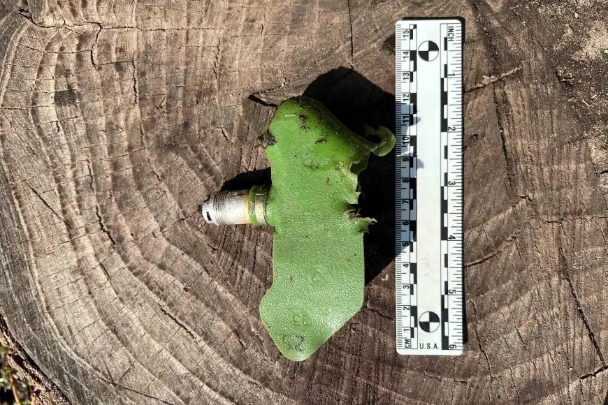 The top-view of an exploded PFM-1S antipersonnel mine, also called a “butterfly” or “petal” mine, found by Human Rights Watch in the Izium area in September 2022