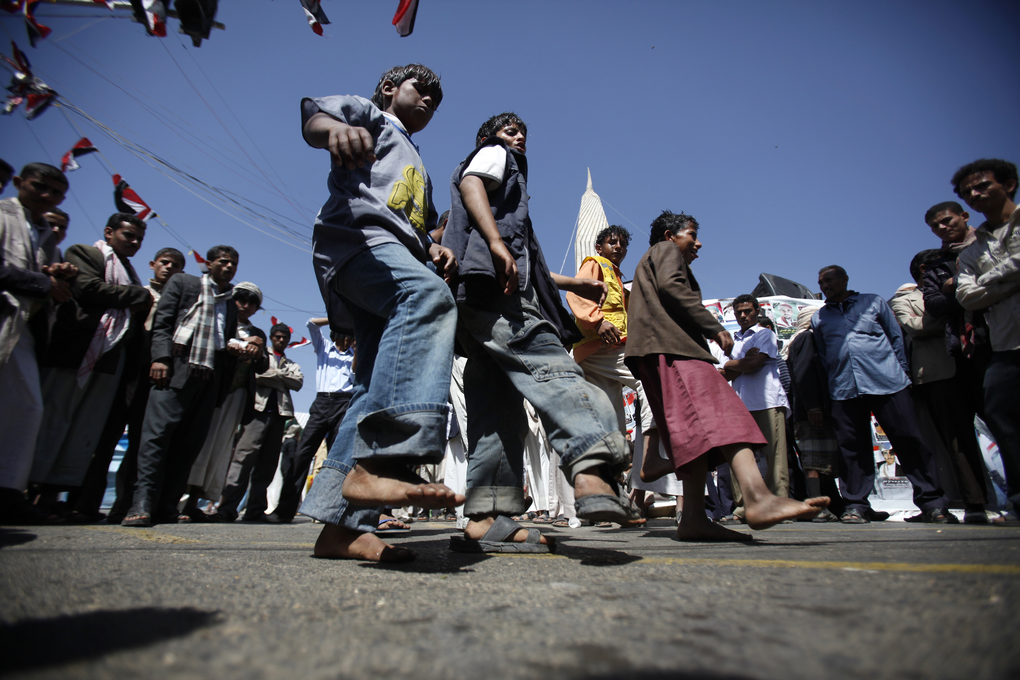 Boys dance at the Taghyeer (Change) Square