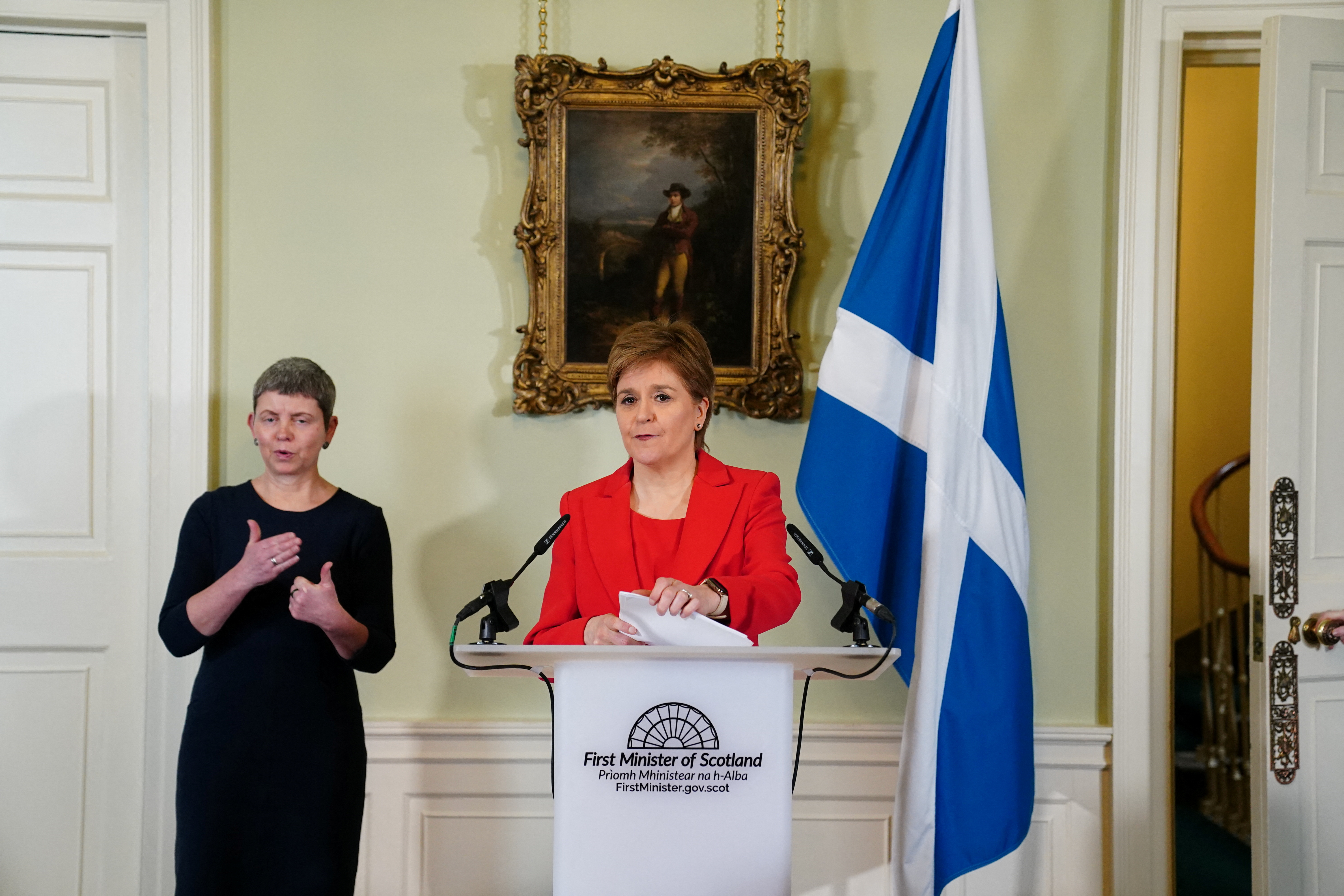 Sturgeon announces her resignation