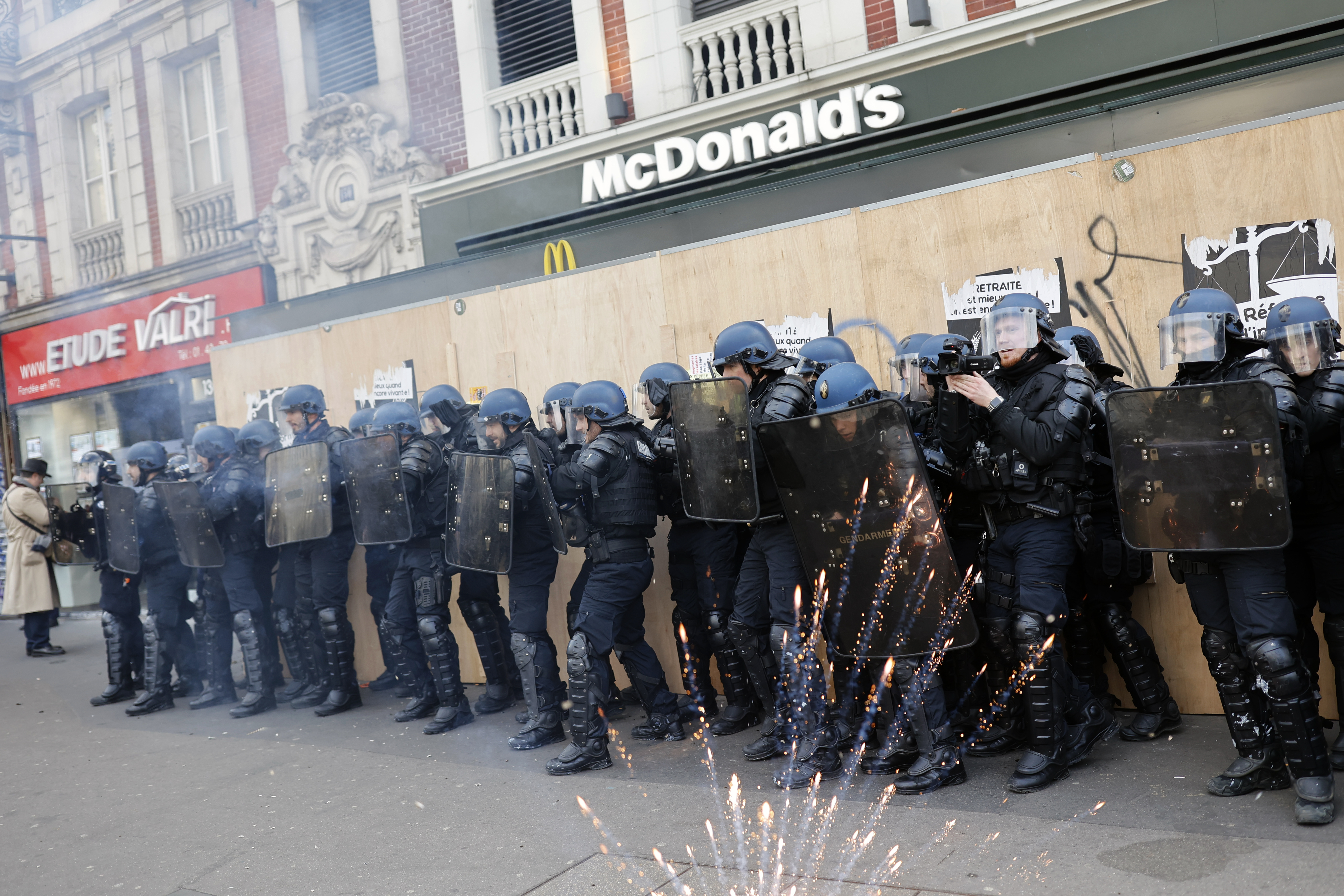 french pension protests