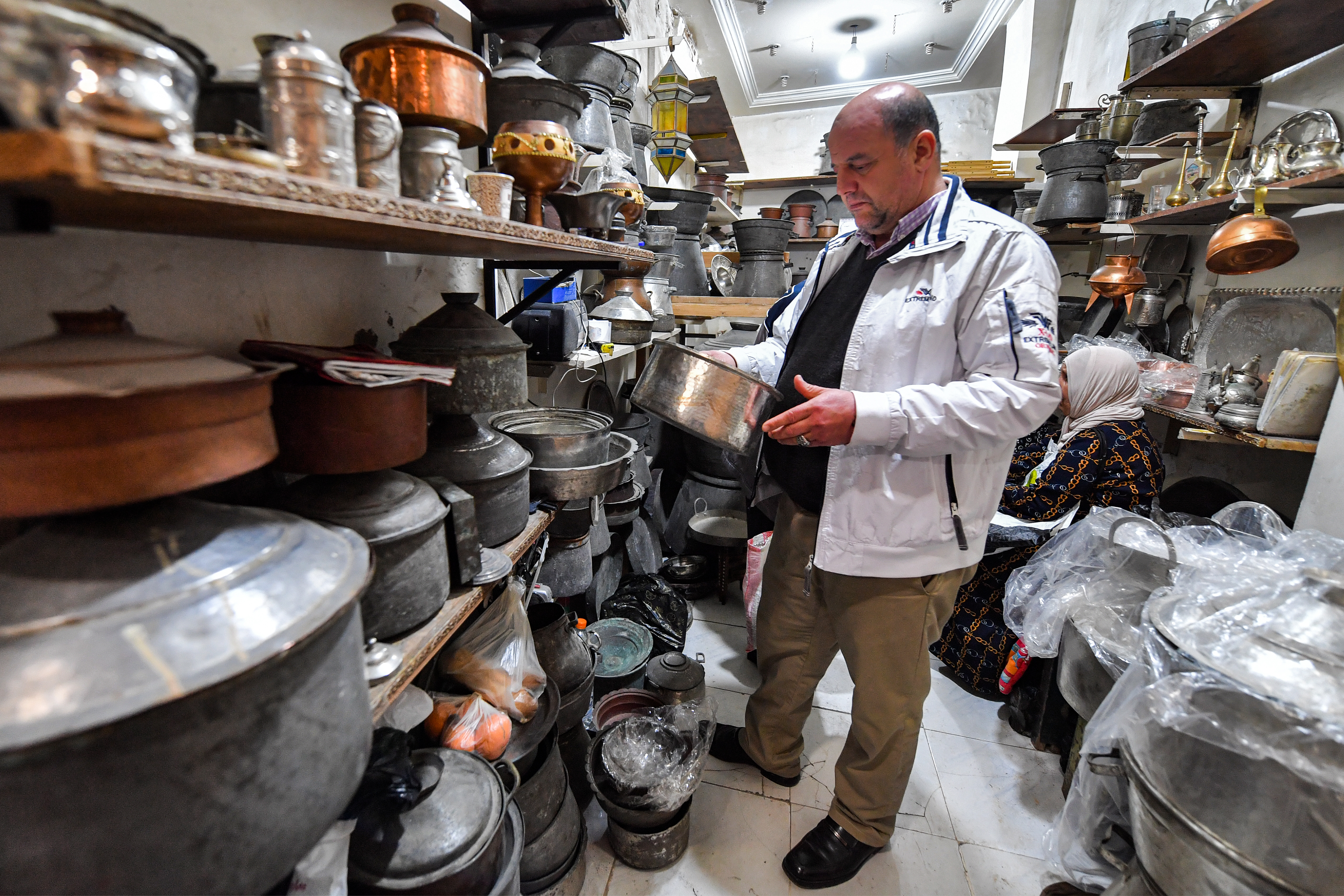 Tunisian coppersmiths bring fresh shine to Ramadan