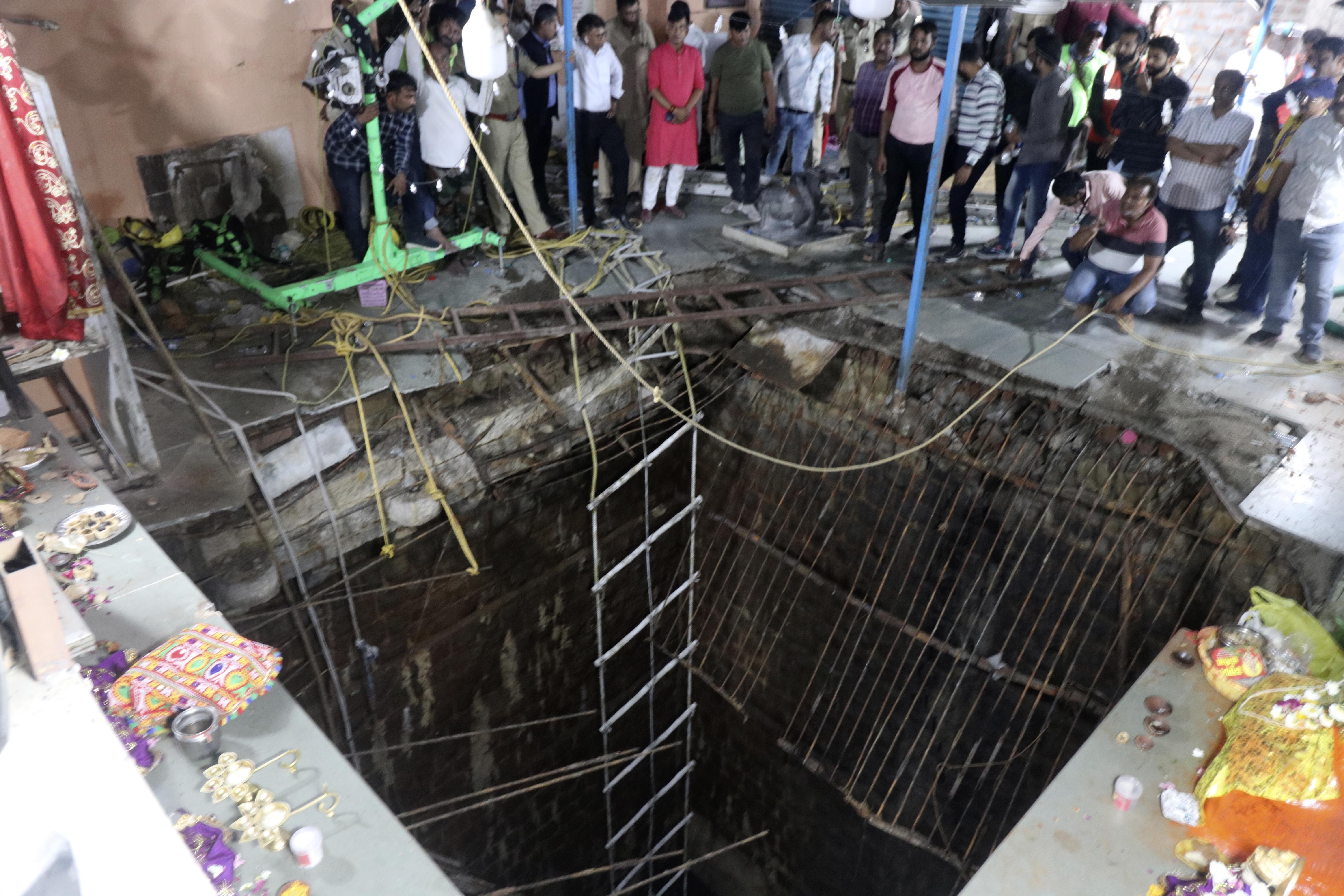 India temple collapse