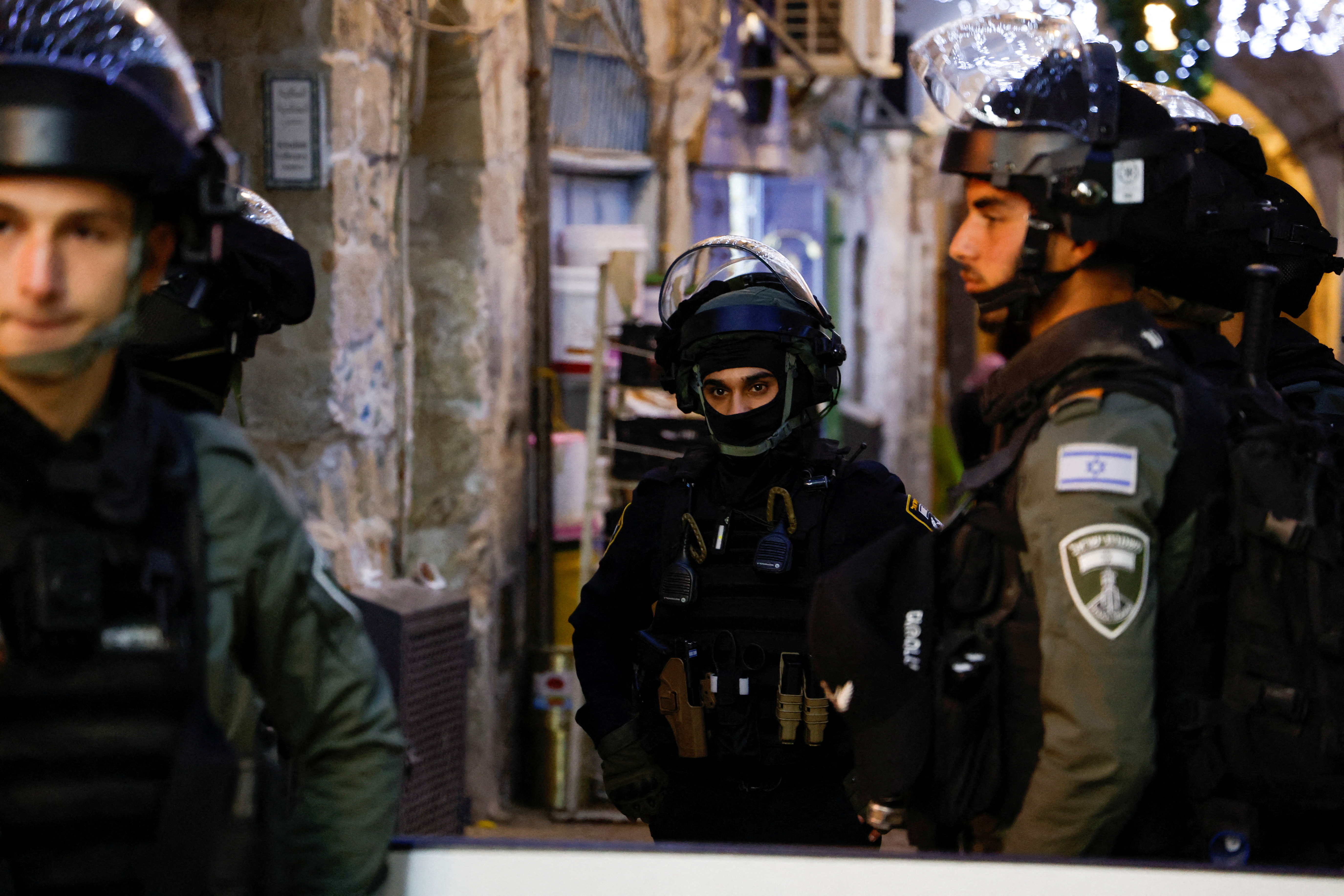 Israeli forces near Al-Aqsa
