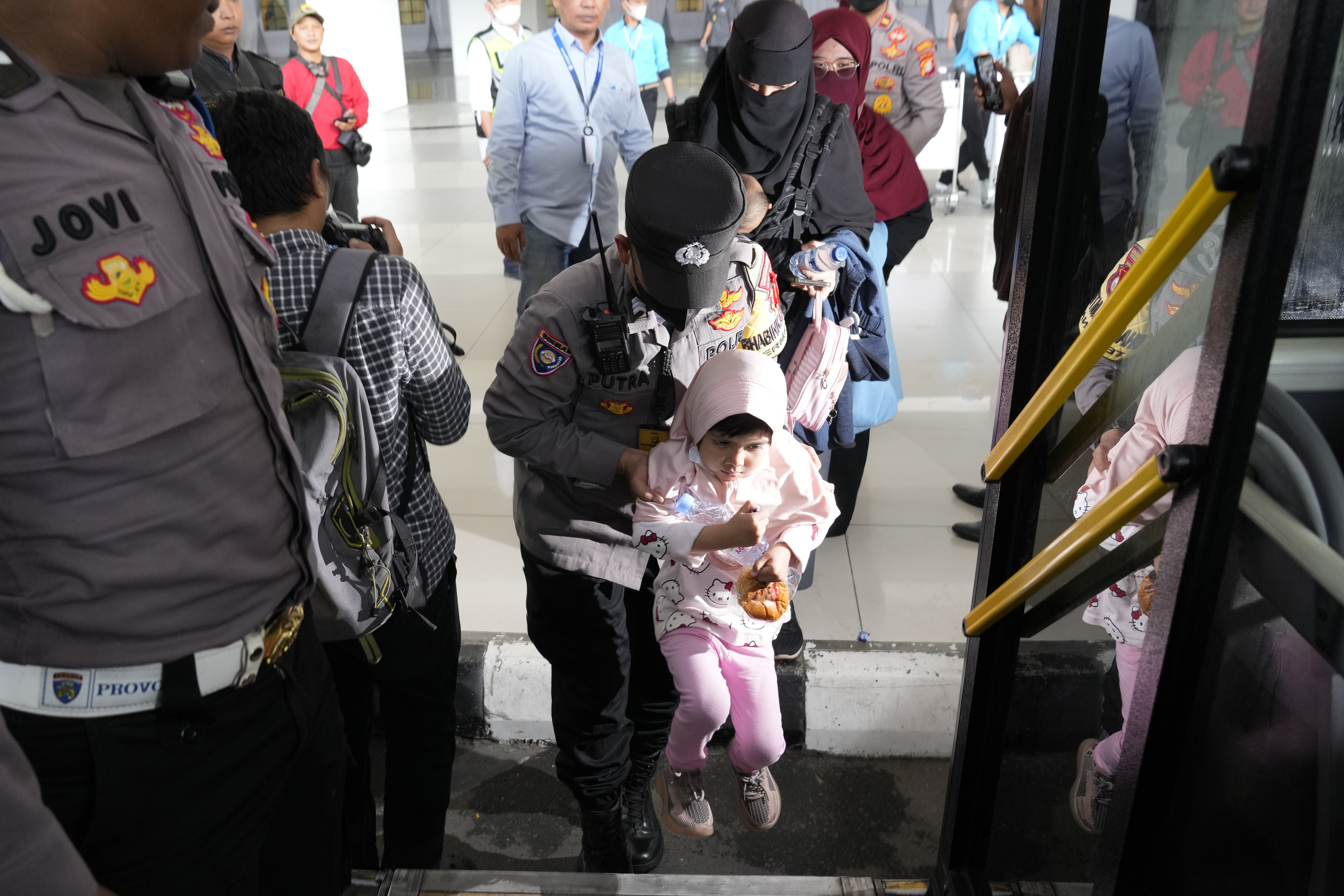 Heavy clashes rock Sudan’s capital despite truce extension