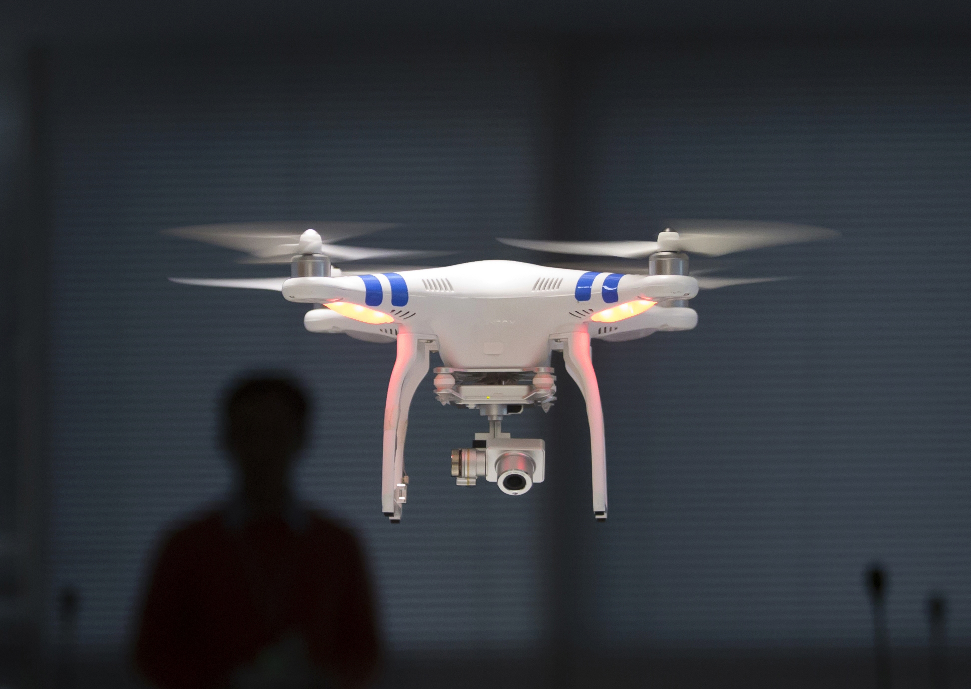 DJI