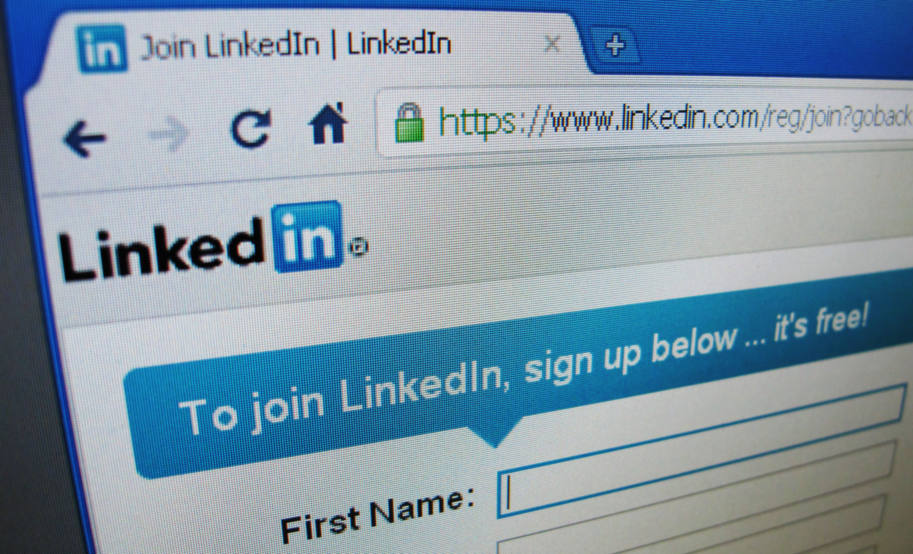 Linkedin sign-up page on a computer screen.