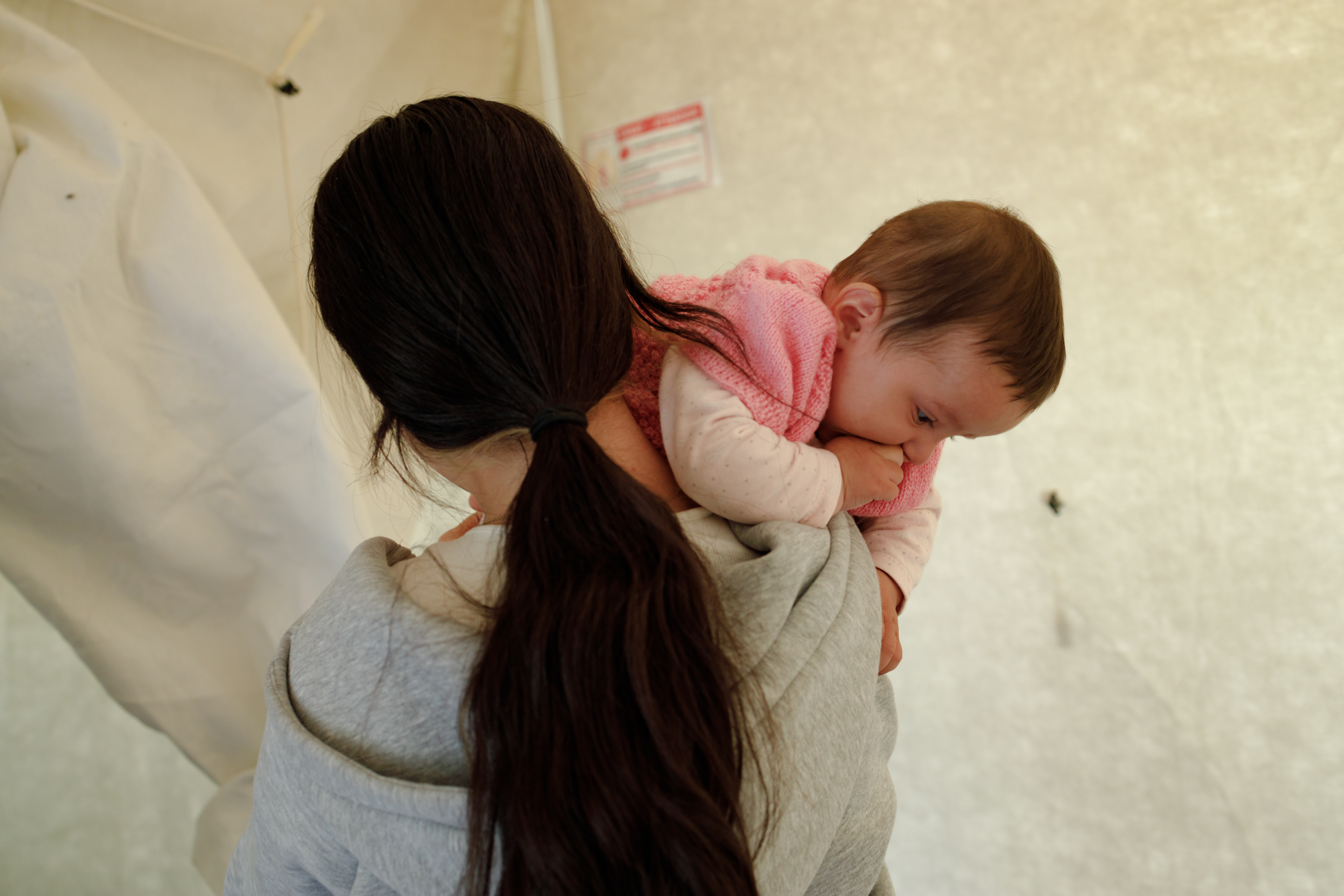 As Turkey is set for the next voting turn in two weeks, people still displaced in tented settlements in the earthquake-stricken areas have spent the longest night of the past two decades.