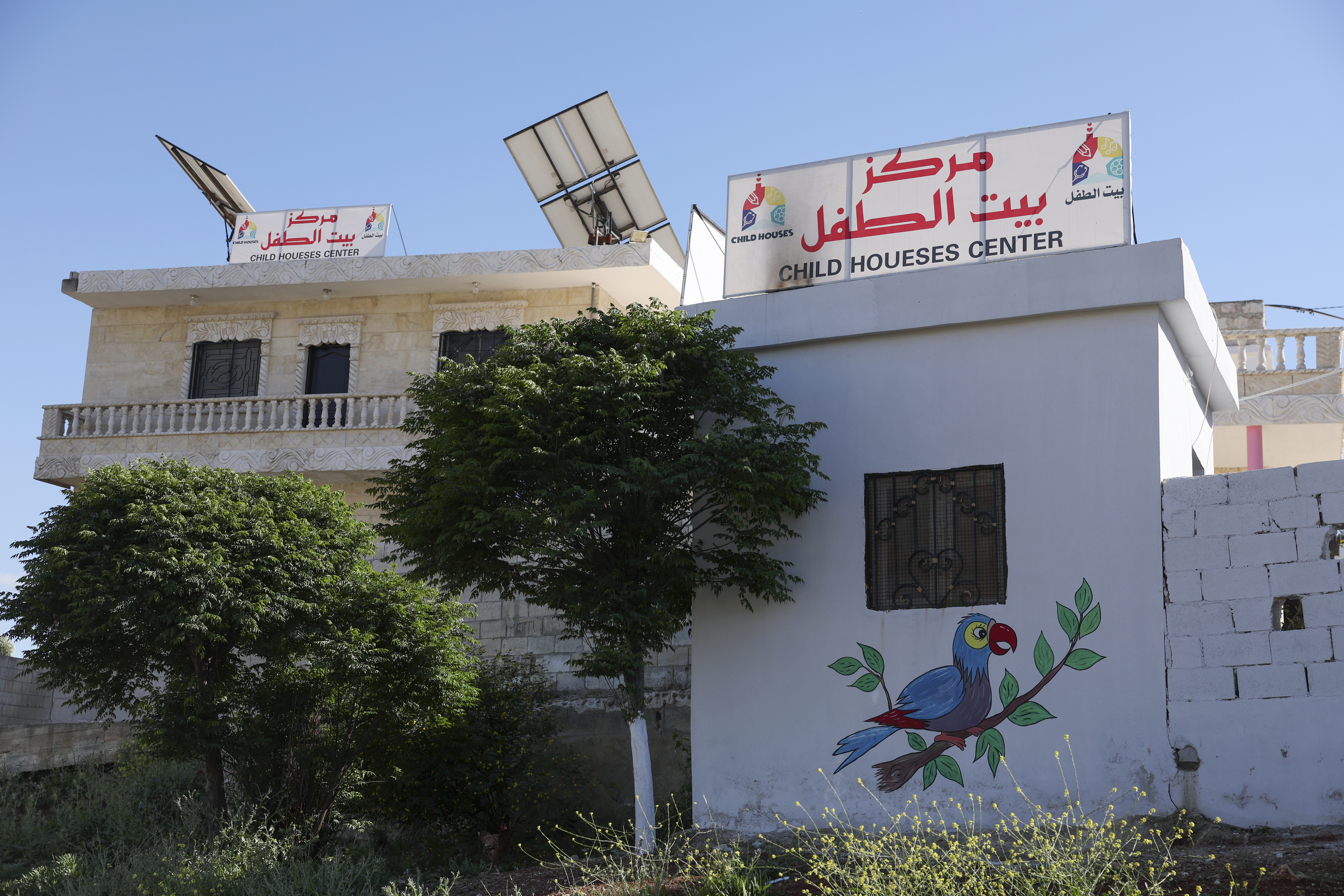 Syrians abandon babies at mosques, under trees as war grinds on