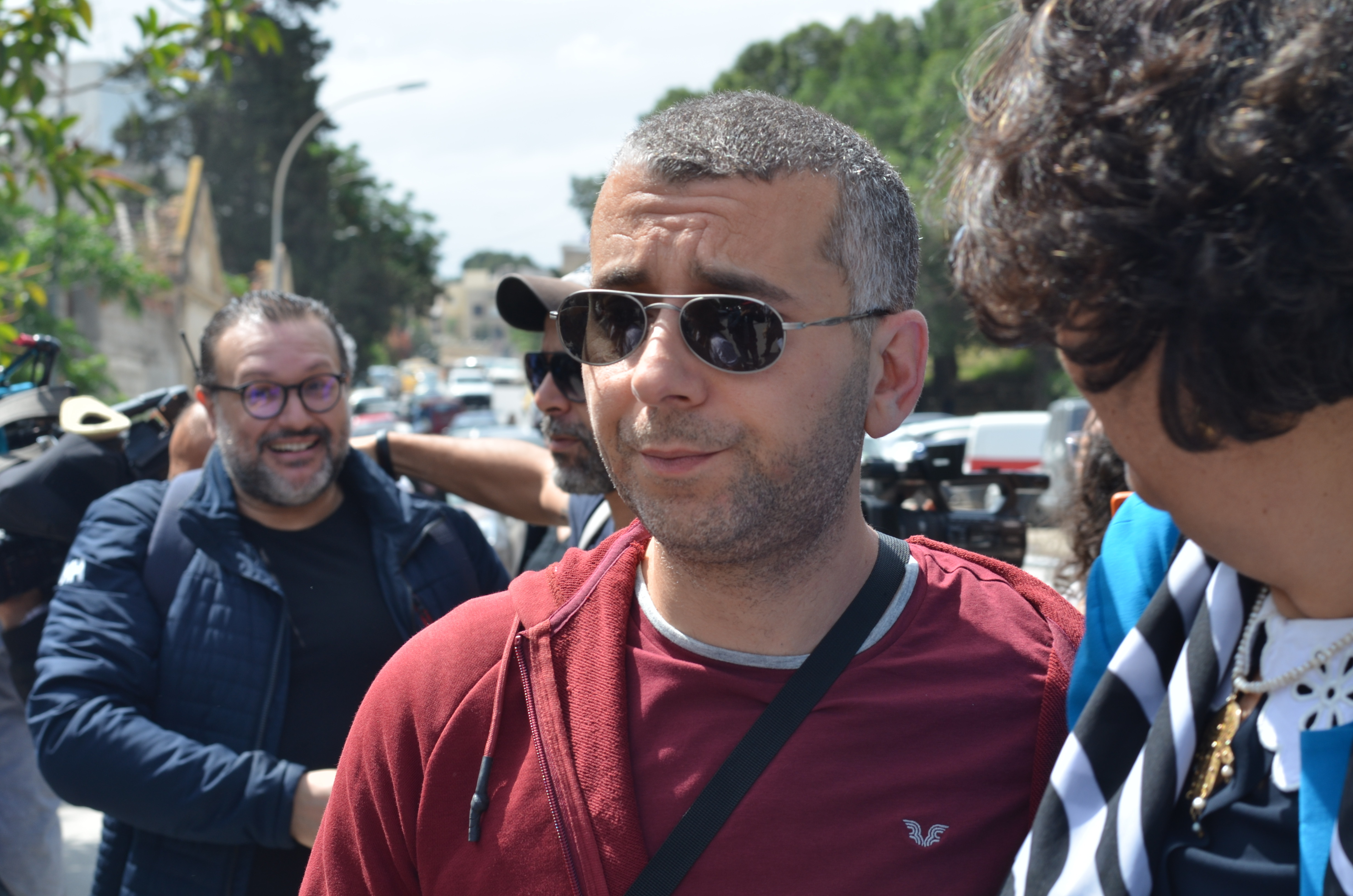 Heytham El Mekki approaching the police station