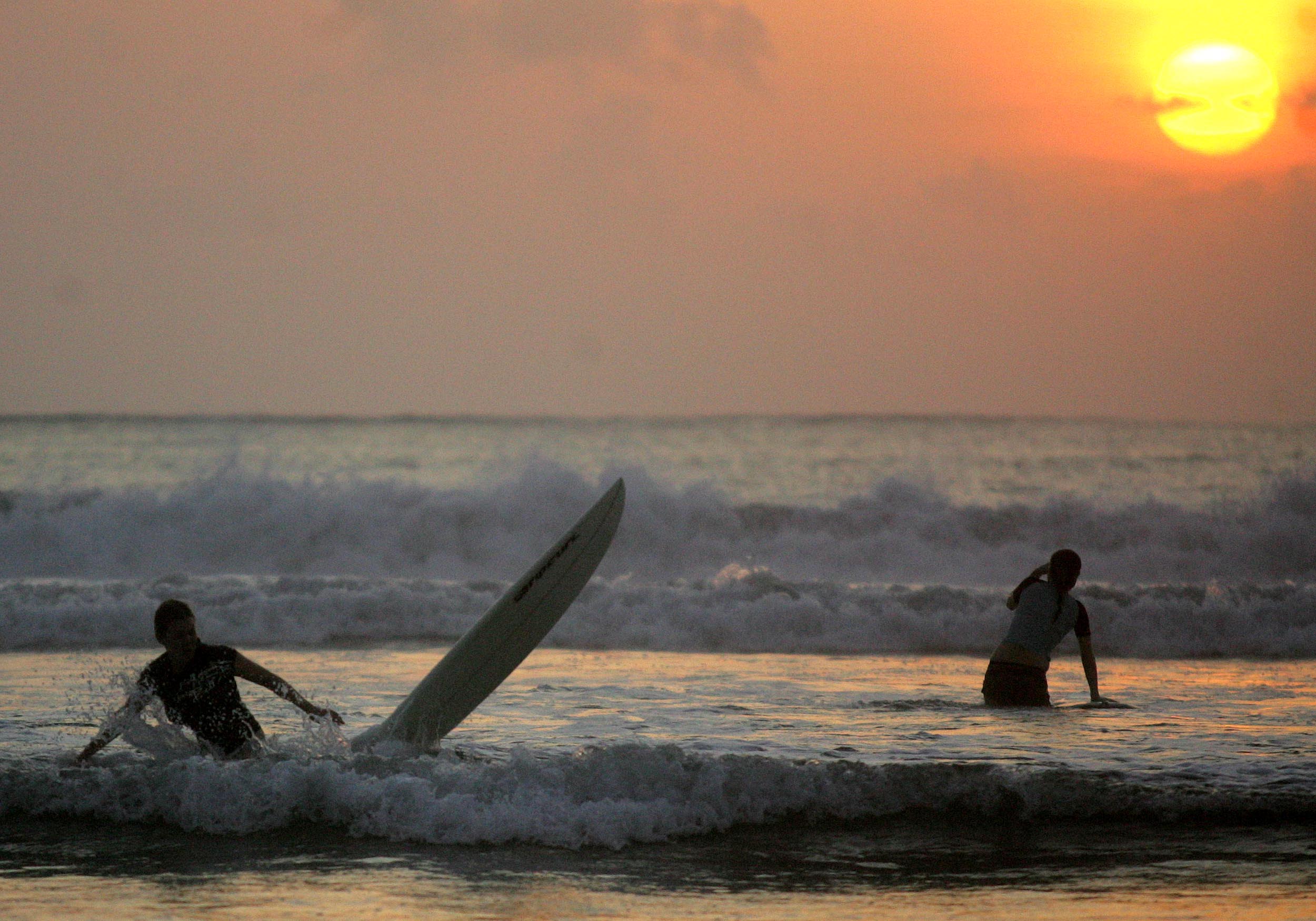 Sufers in Bali
