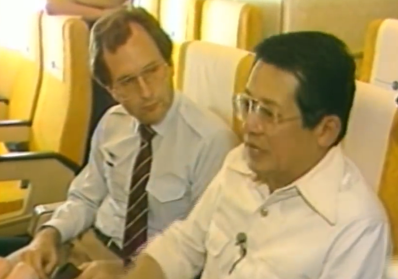 Jim Laurie interviewing Benigno Aquino Jr on the plane, minutes before the Filipino opposition leader was shot dead on the airport tarmac on August 21, 1983 [Jim Laurie/Al Jazeera]