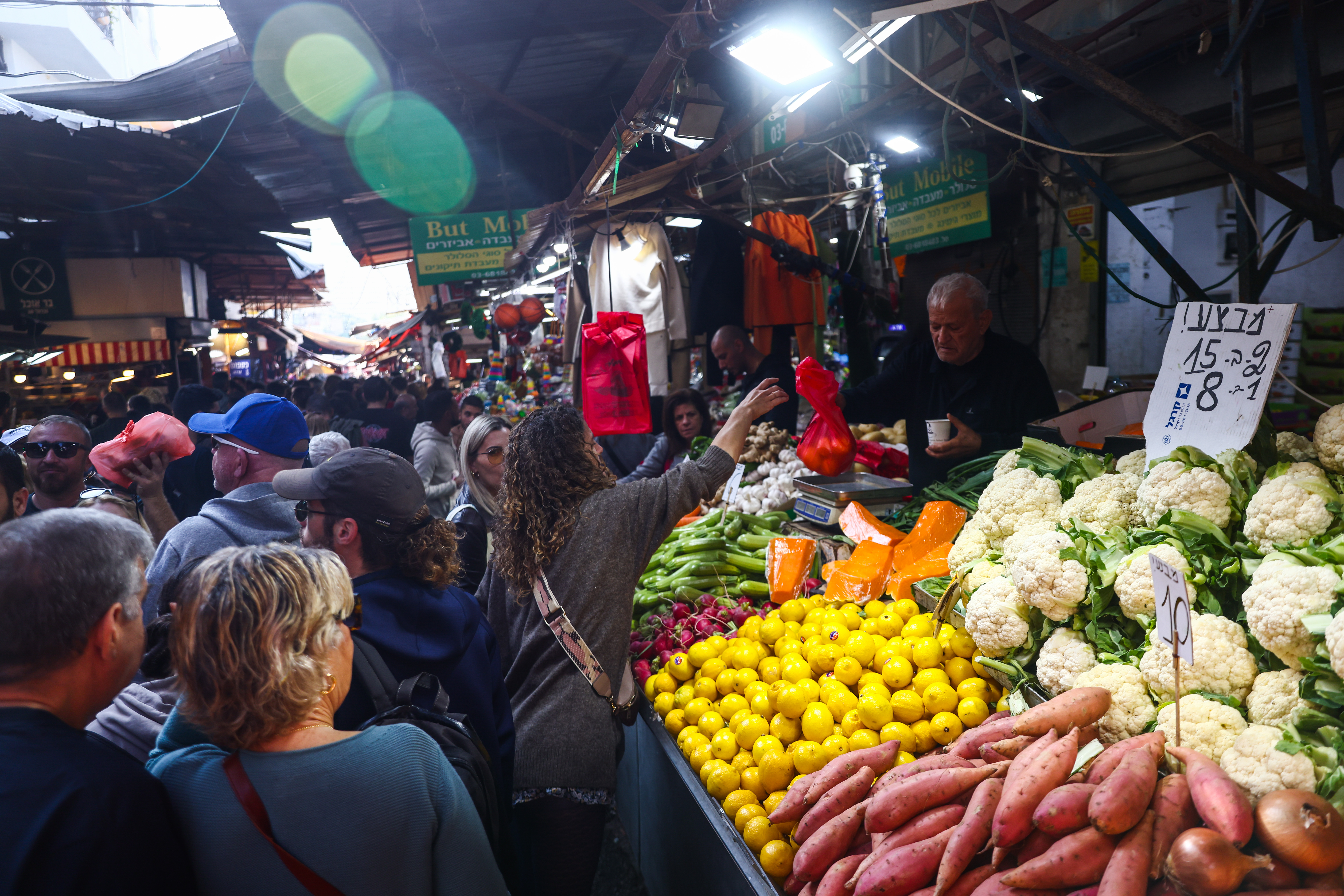 Carmel Market (Shuk Ha'Carmel) in Tel Aviv, Israel
