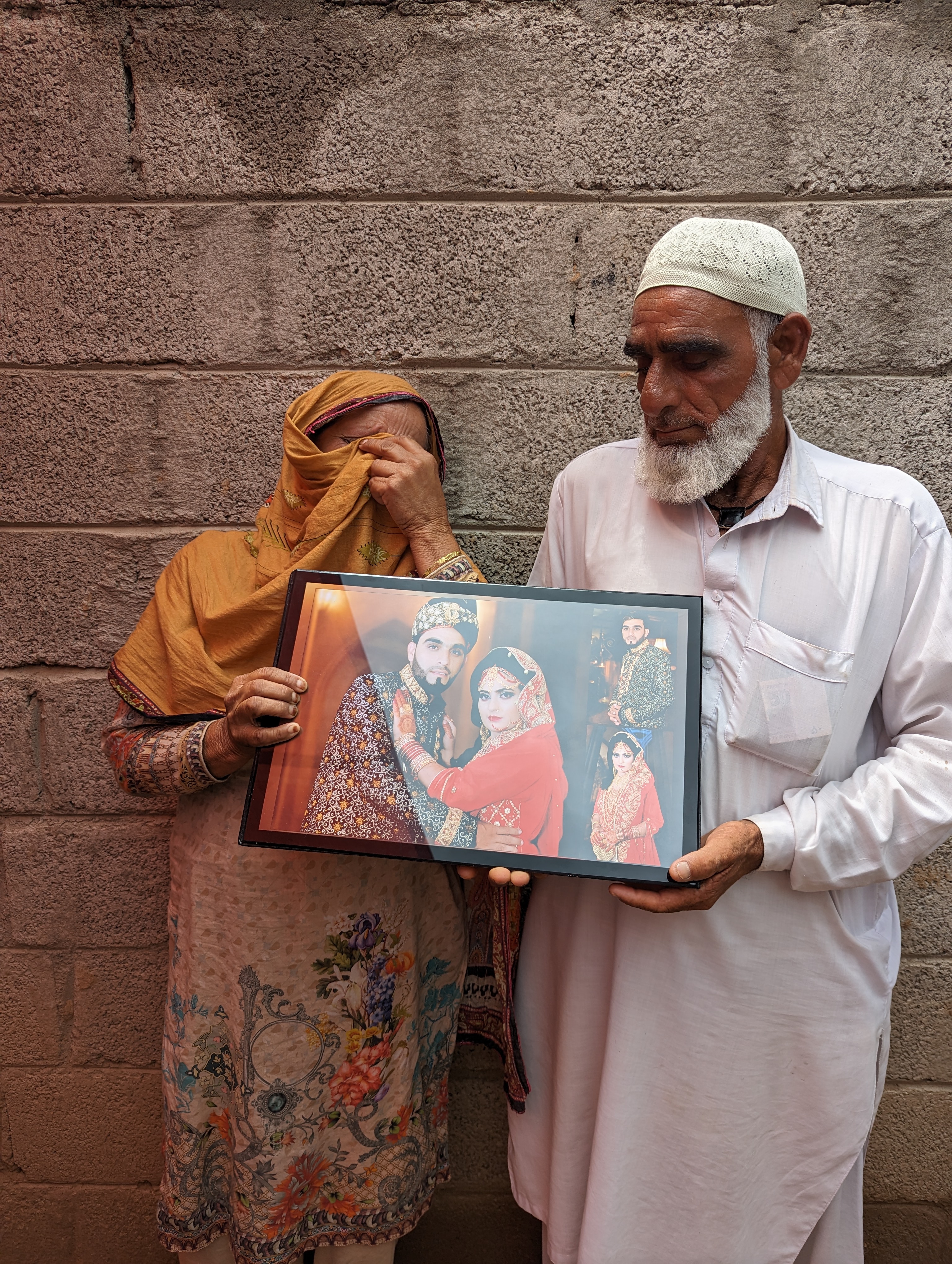 Interactive_Touqeer mother vertical