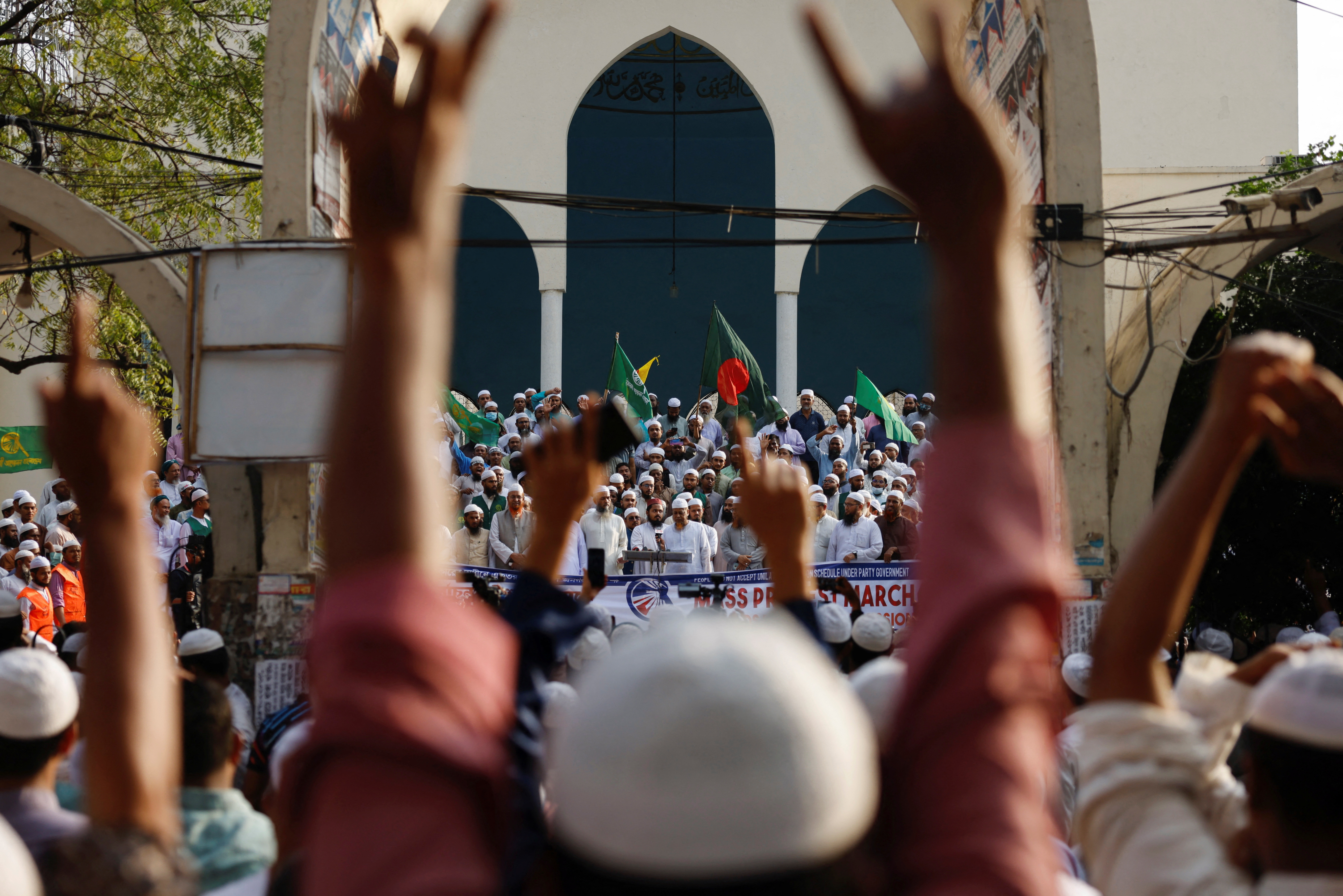 Members of the Islami Andolan Bangladesh, a political party, join in a mass protest march towards the Election Commission, ahead of the election schedule declaration, in Dhaka, Bangladesh, November 15, 2023. REUTERS/Mohammad Ponir Hossain