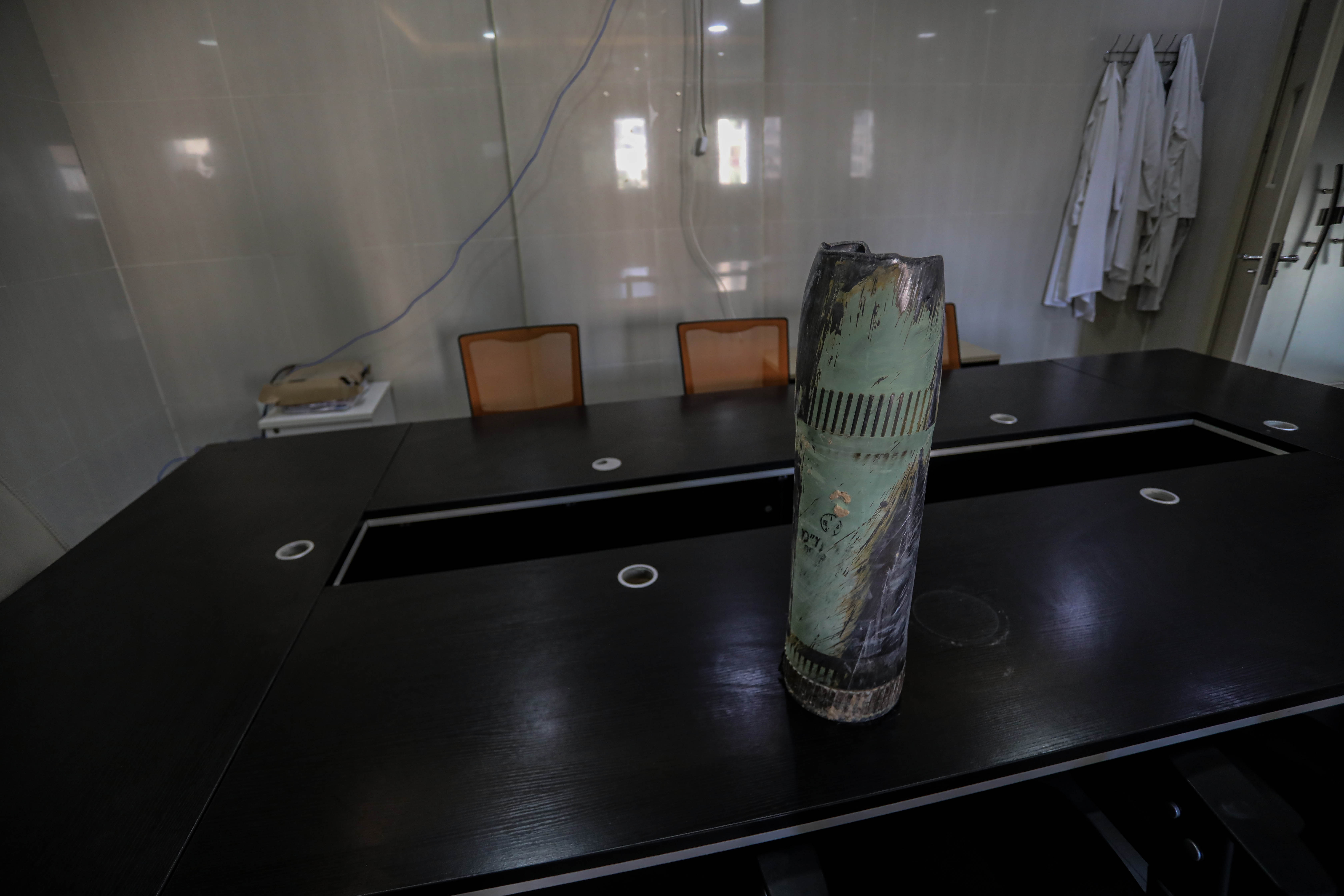 transfer of Shifa Hospital maternity ward to Helou Hospital [Abdelhakim Abu Riash/Al Jazeera]