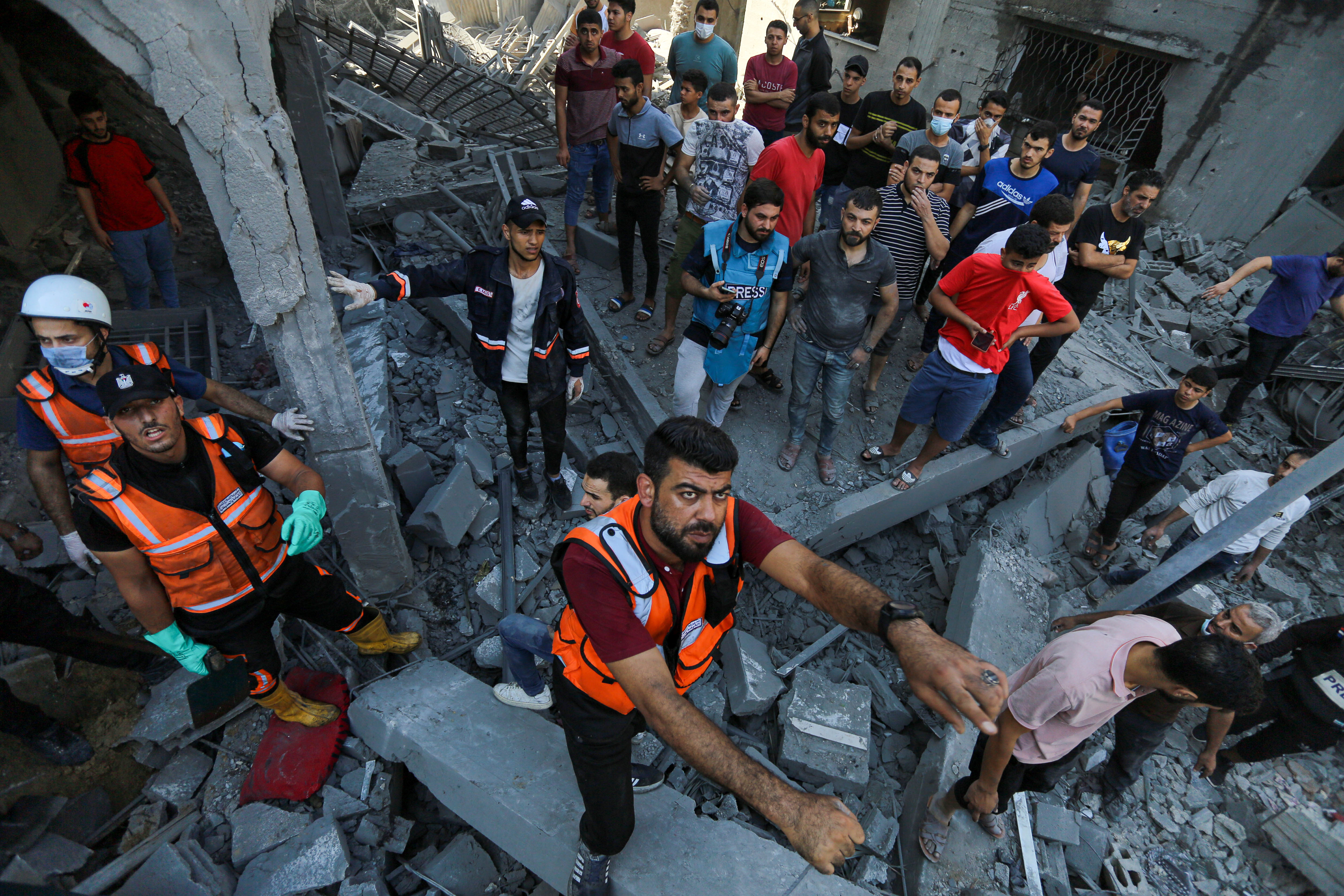 A day in the life of a civil defence rescuer in Gaza