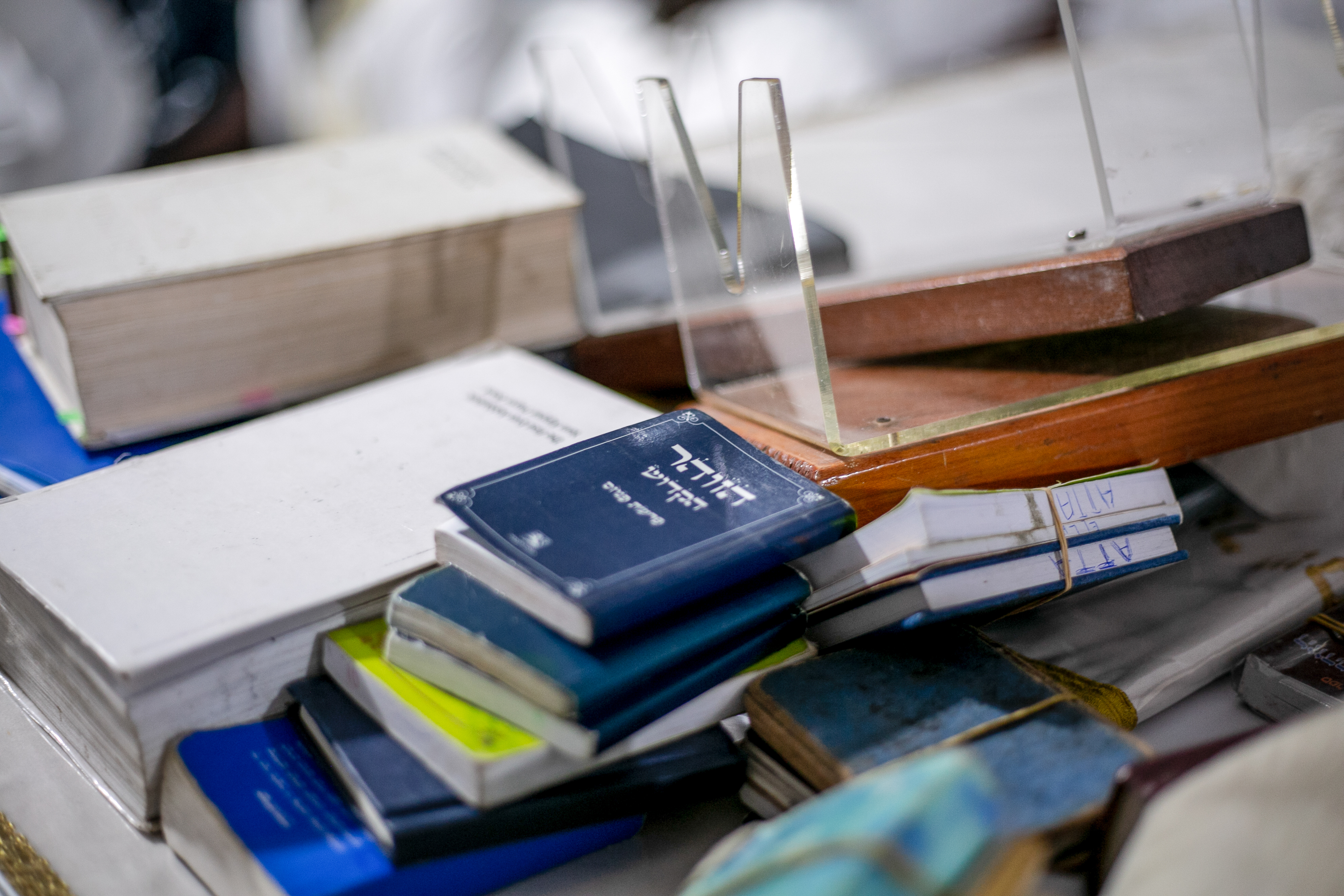 Since 2012, New York-based NGO Kulanu has been sending Torahs and books about Judaism to the synagogue