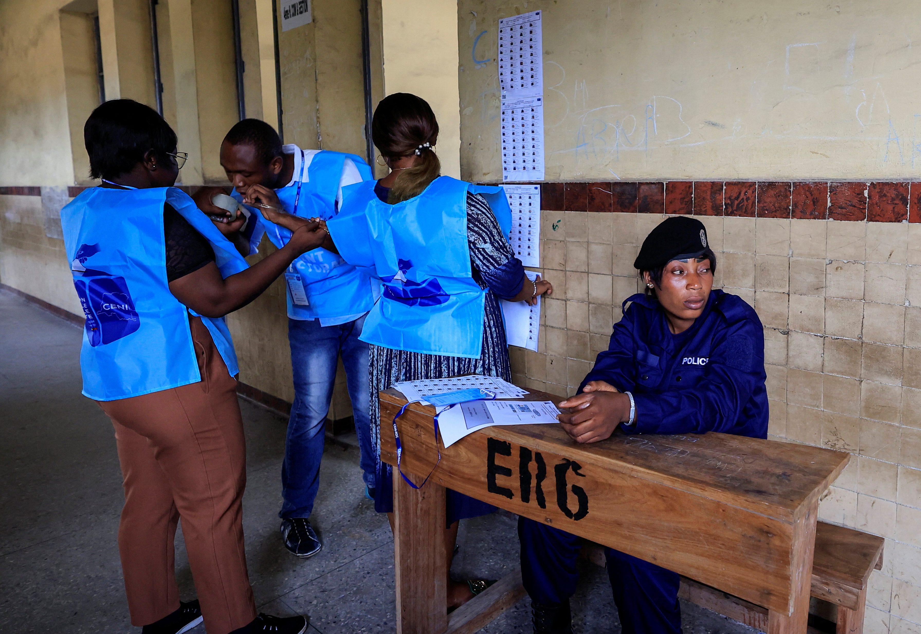 Election officials in DRC