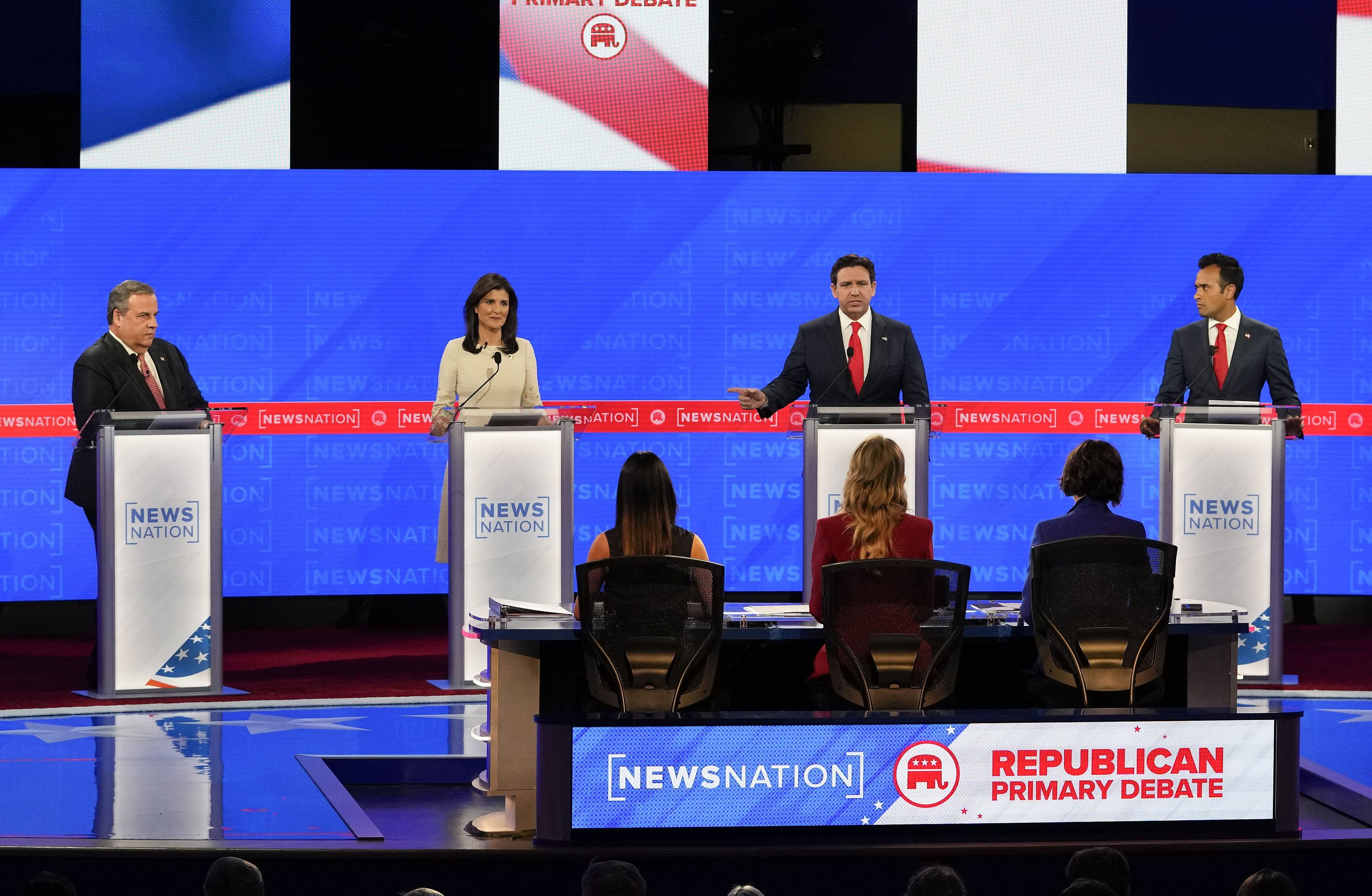 debate stage