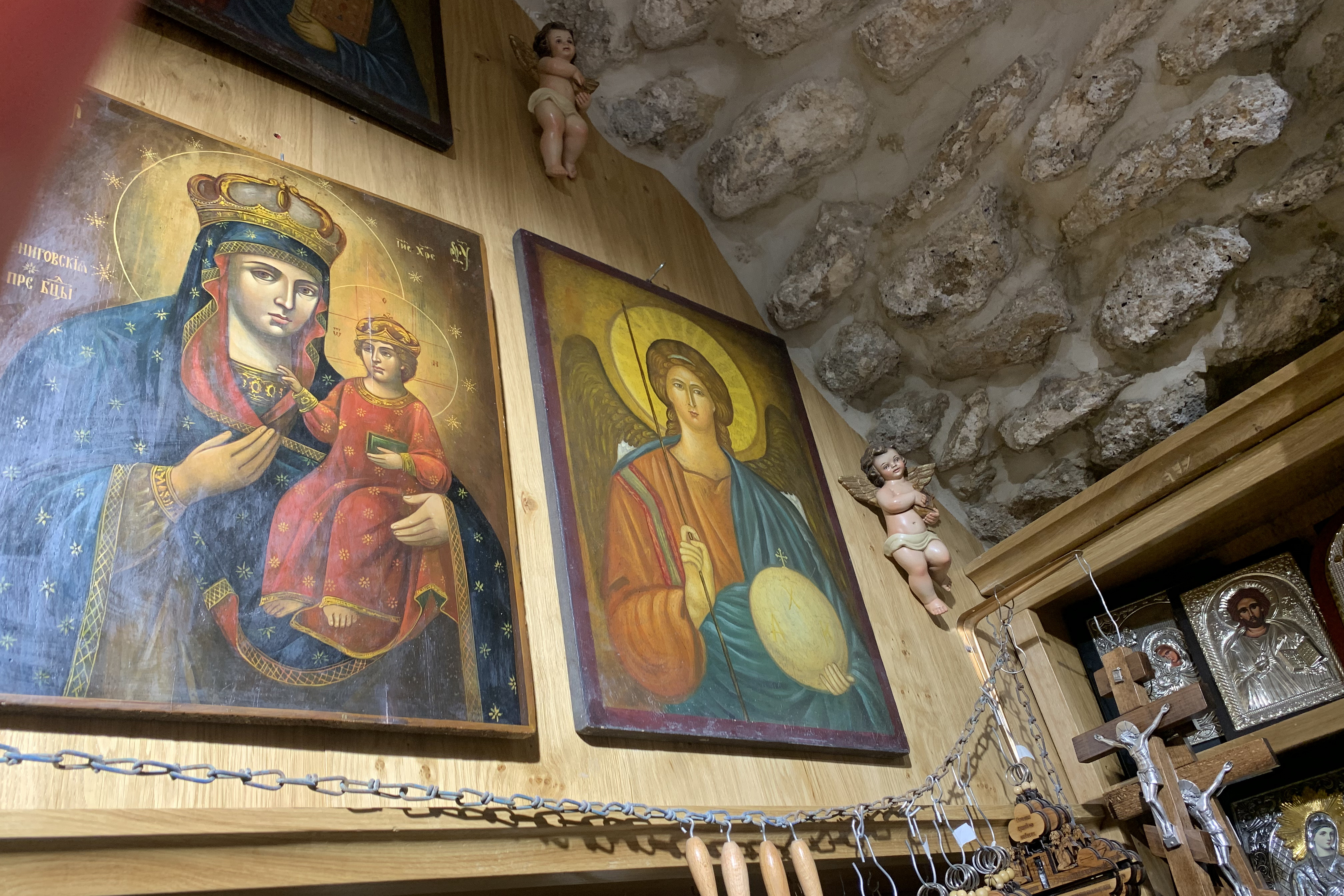 Christo's souvenir shop