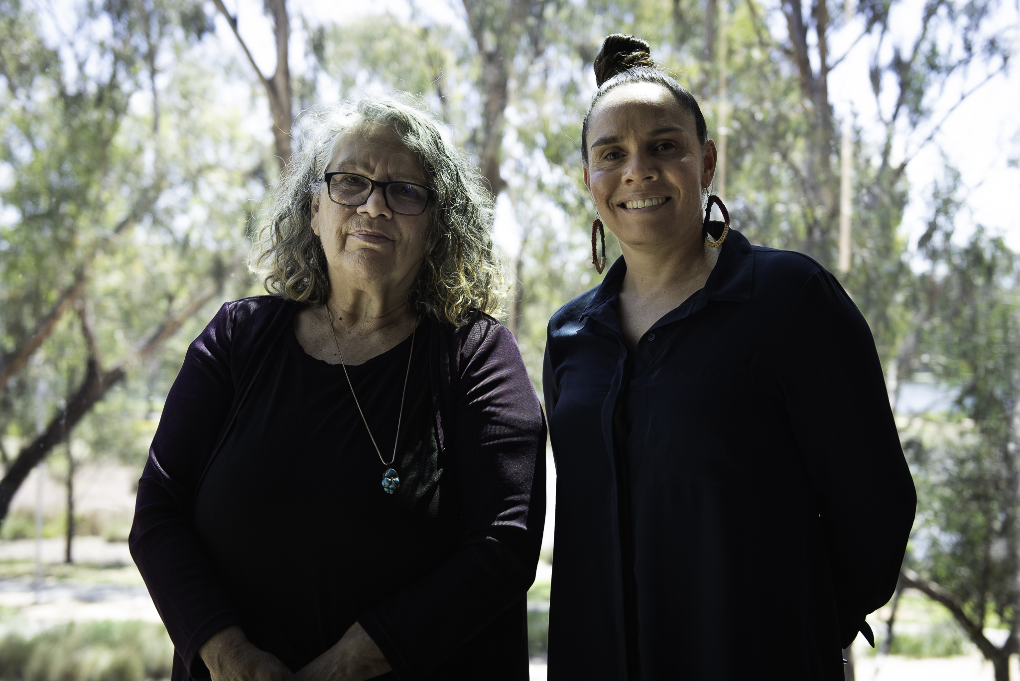 9.Artist and community members Lyn Thorpe (left) and Belinda Briggs (right).