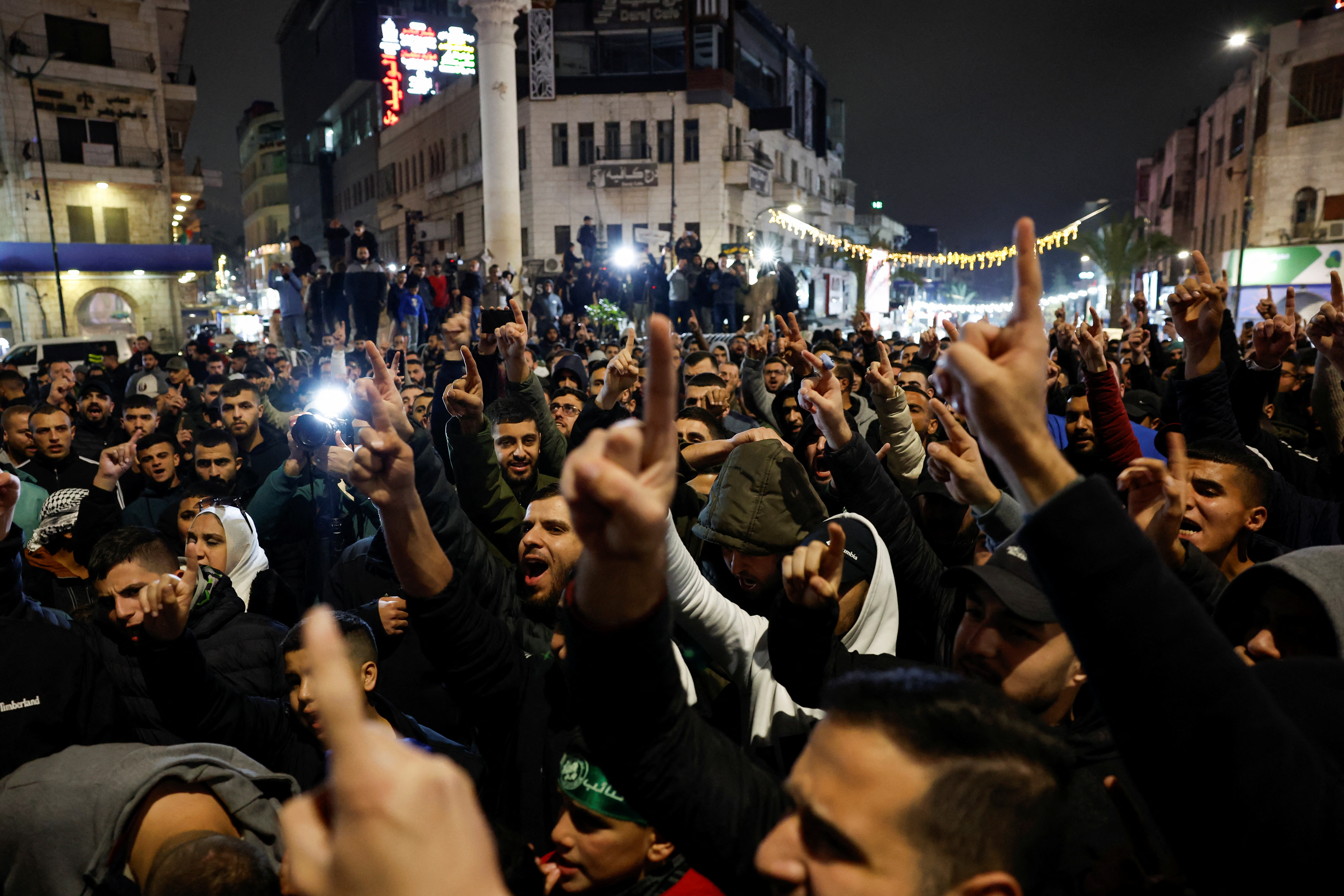 Palestinians take part in a protest against the killing of senior Hamas official, Saleh al-Arouri, in Ramallah in the Israeli-occupied West Bank January 2,2024.