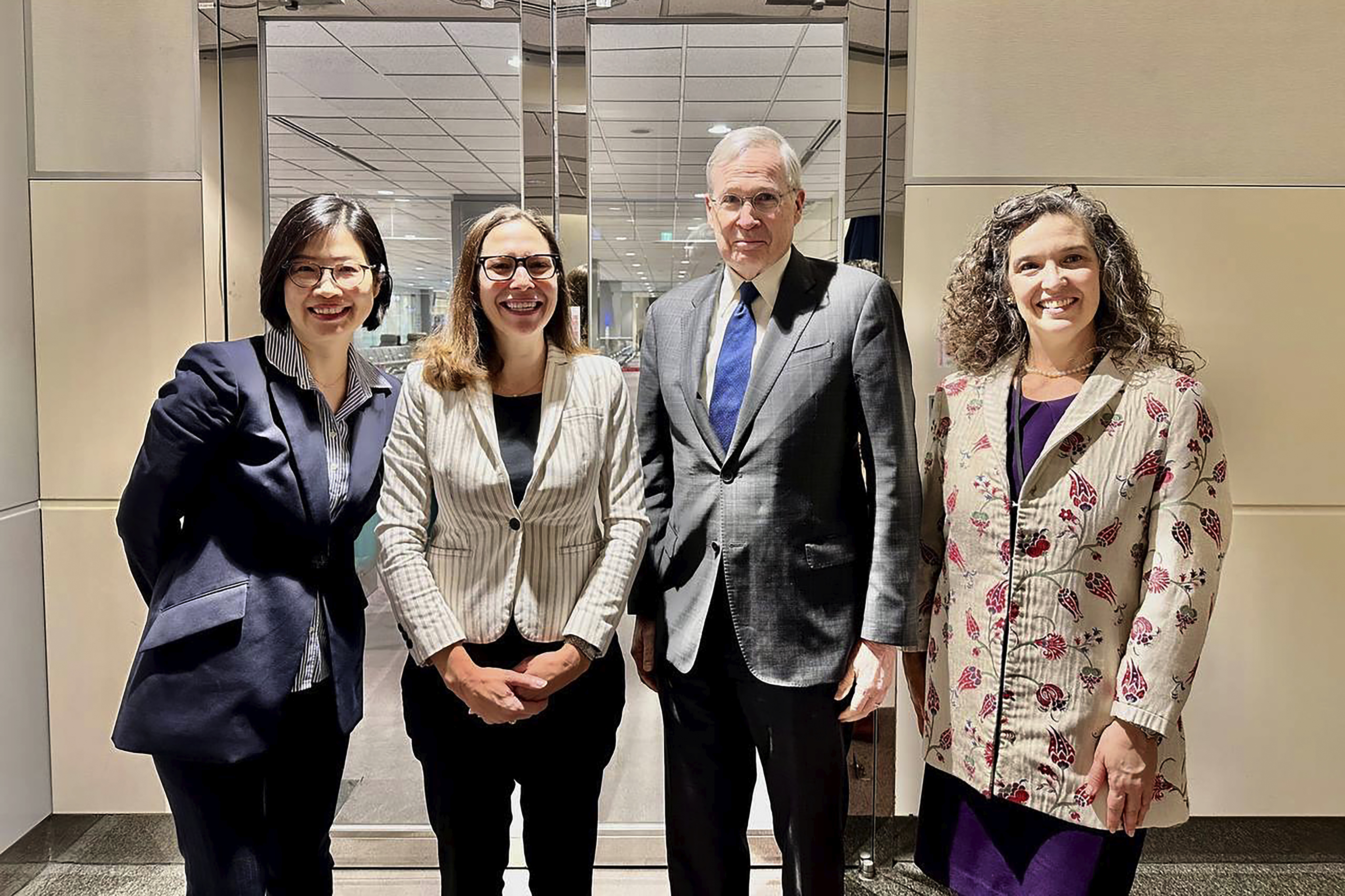 An official from Taiwan's ministry of foreign affairs with the unofficial US delegation 