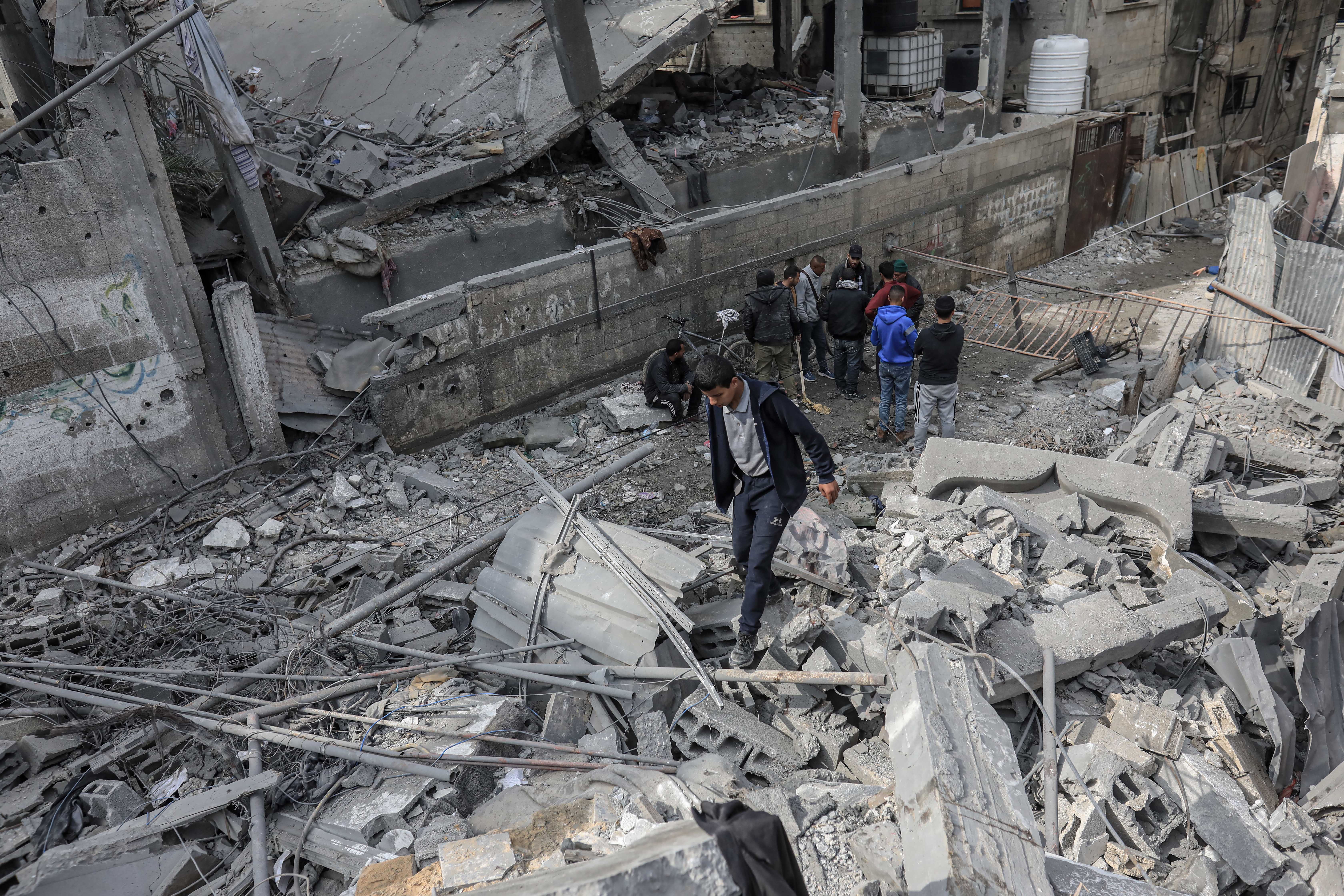 Air strikes in Deir el Balah