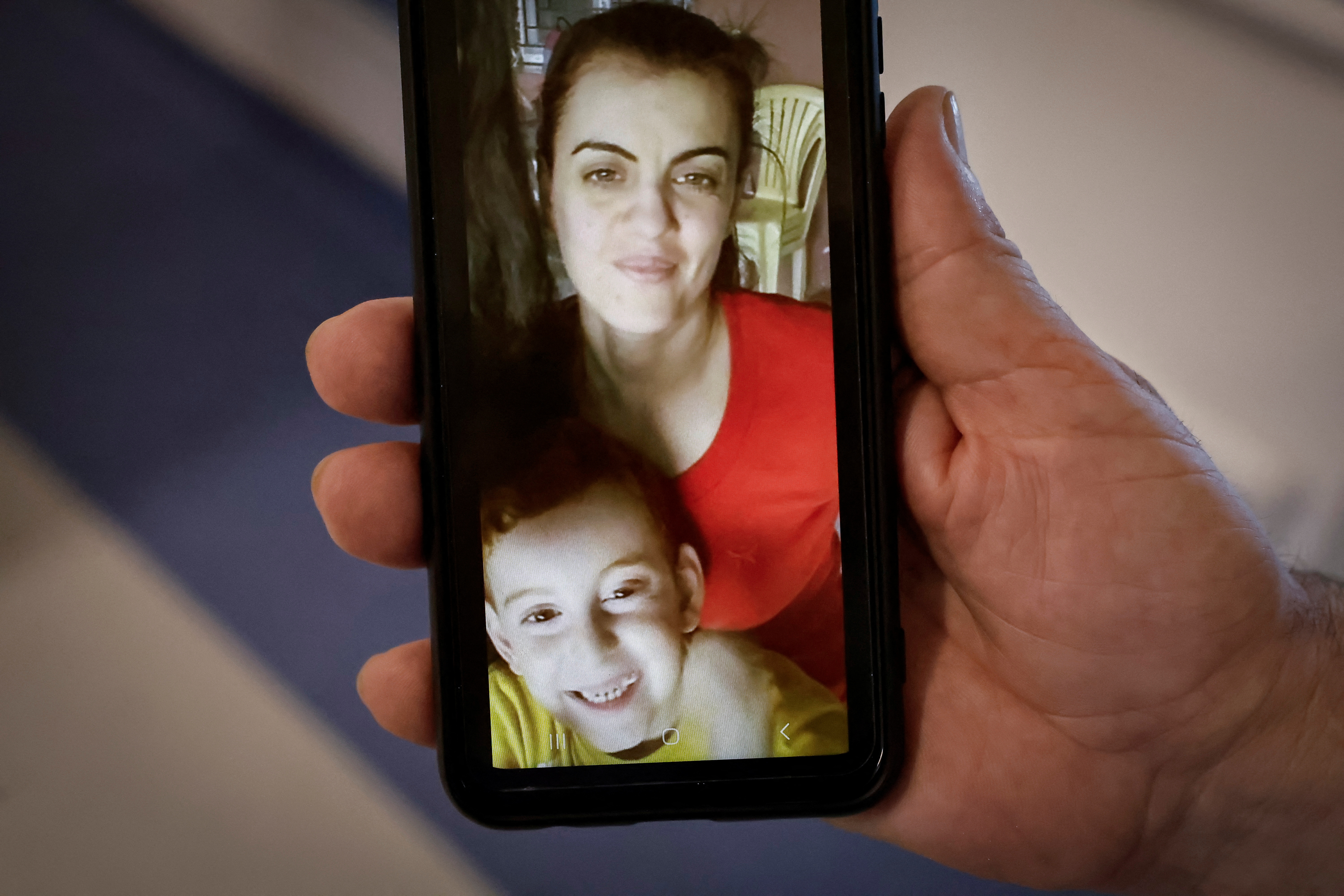 A boy's arduous steps on prosthetic legs after Turkey's earthquake