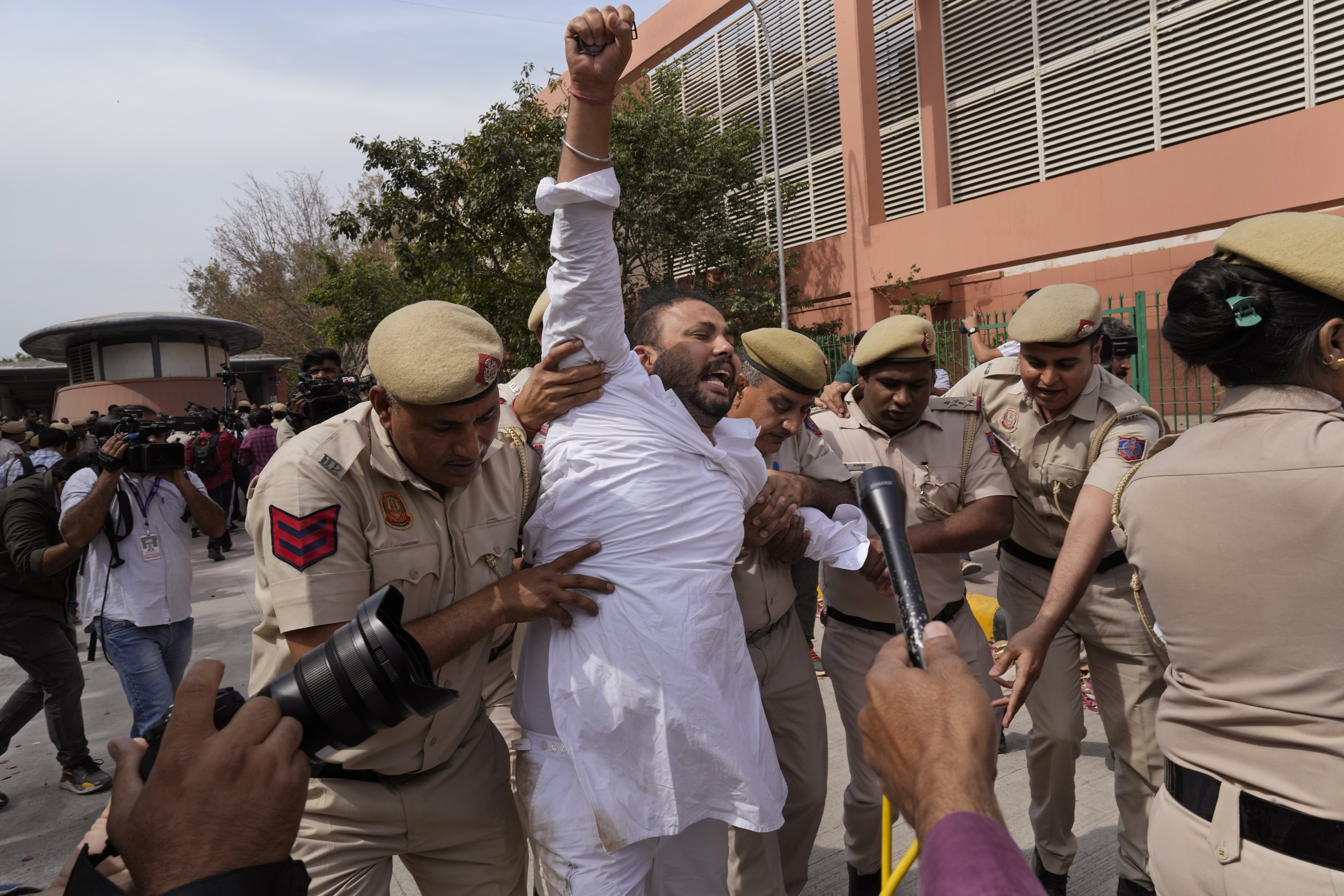 Indian police detain opposition protesters in New Delhi