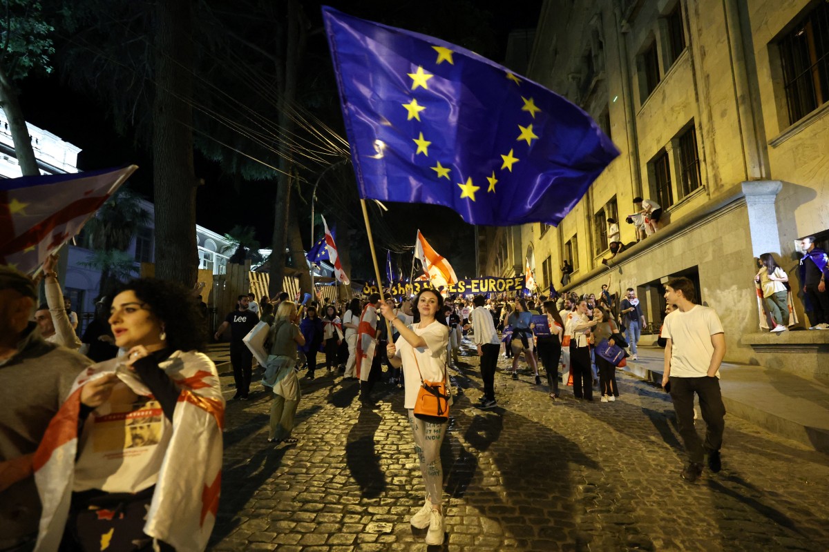 Georgians march 'for Europe', protest controversial bill