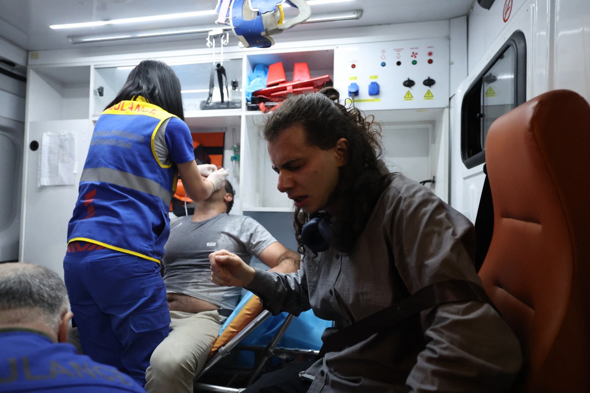 Georgians march 'for Europe', protest controversial bill