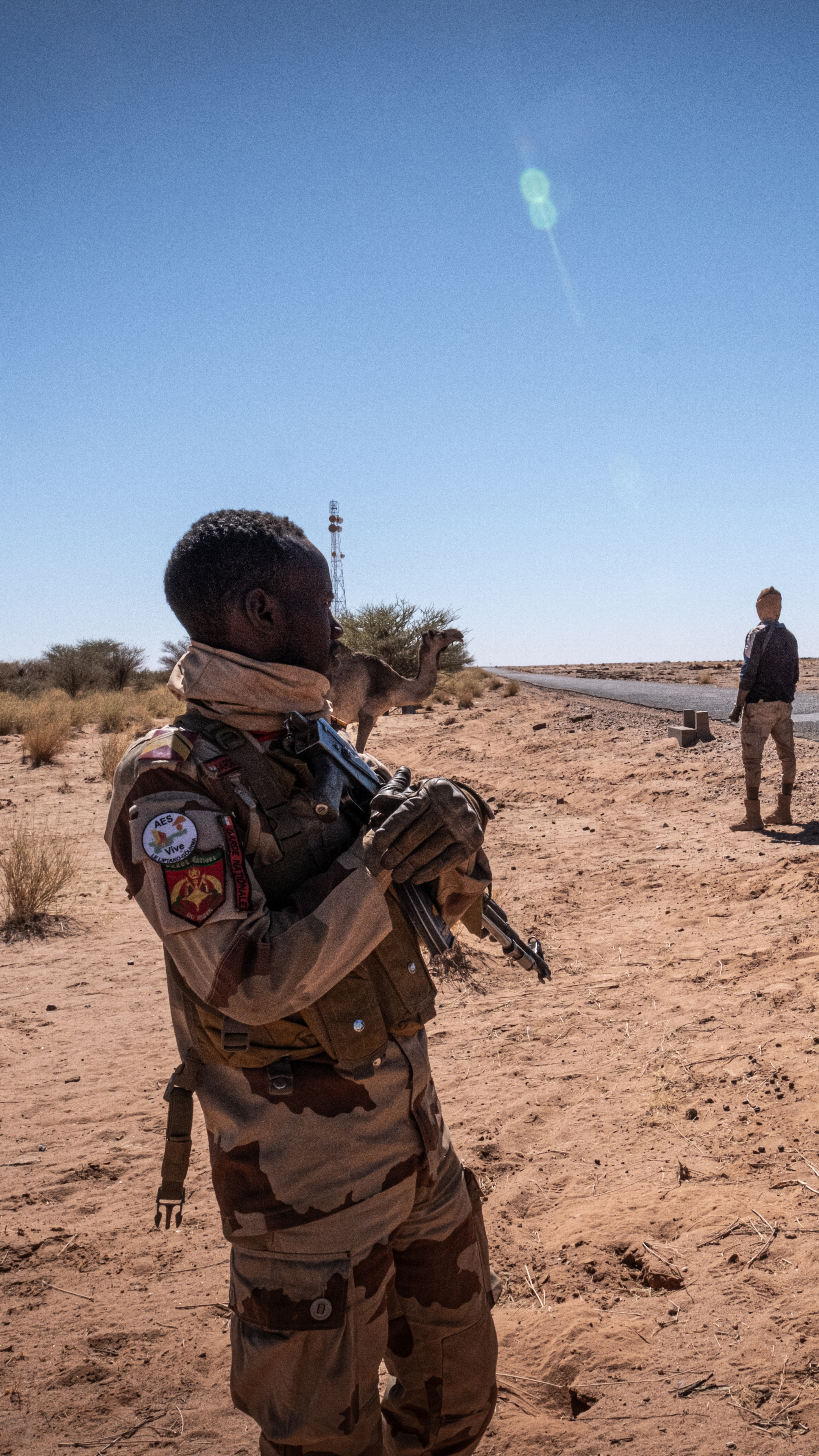 Niger National Guard soldiers at a checkpoint along National Road 25 north of Agadez