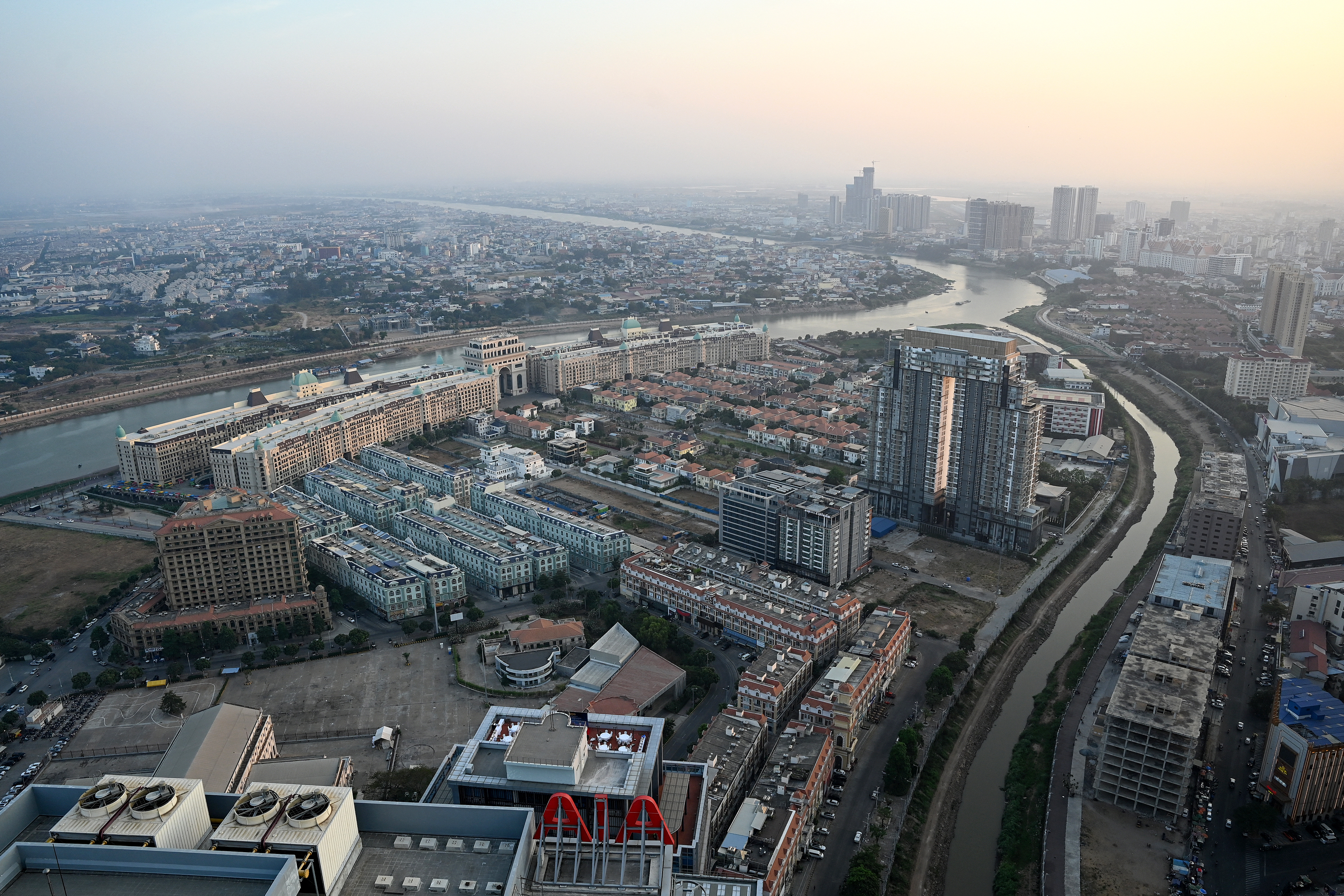 later calls for a light rail and subway system for the capital Phnom Penh and part of Siem Reap, all packaged together for an estimated $3.5 billion.