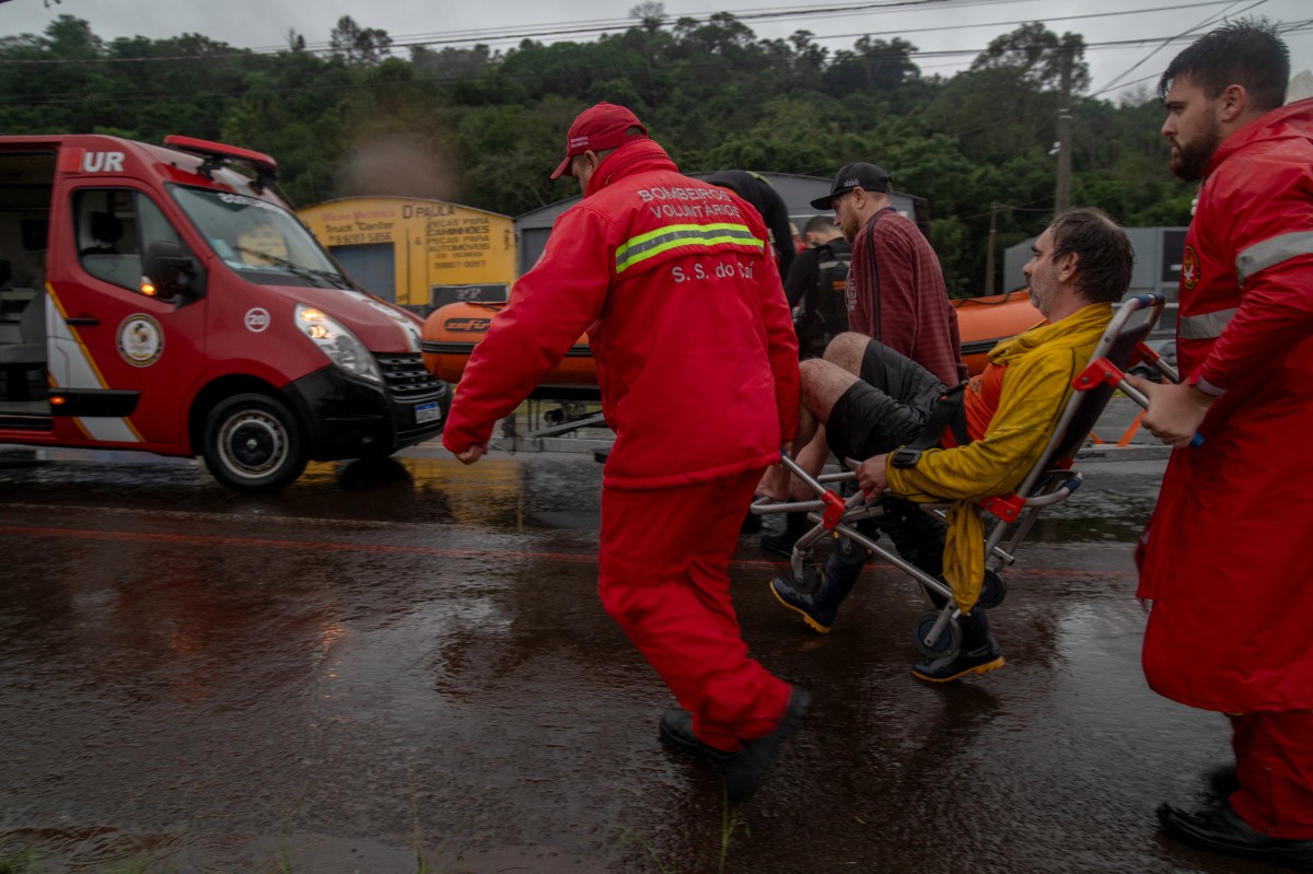 Rains, mudslides kill 29 in southern Brazil's 'worst disaster'