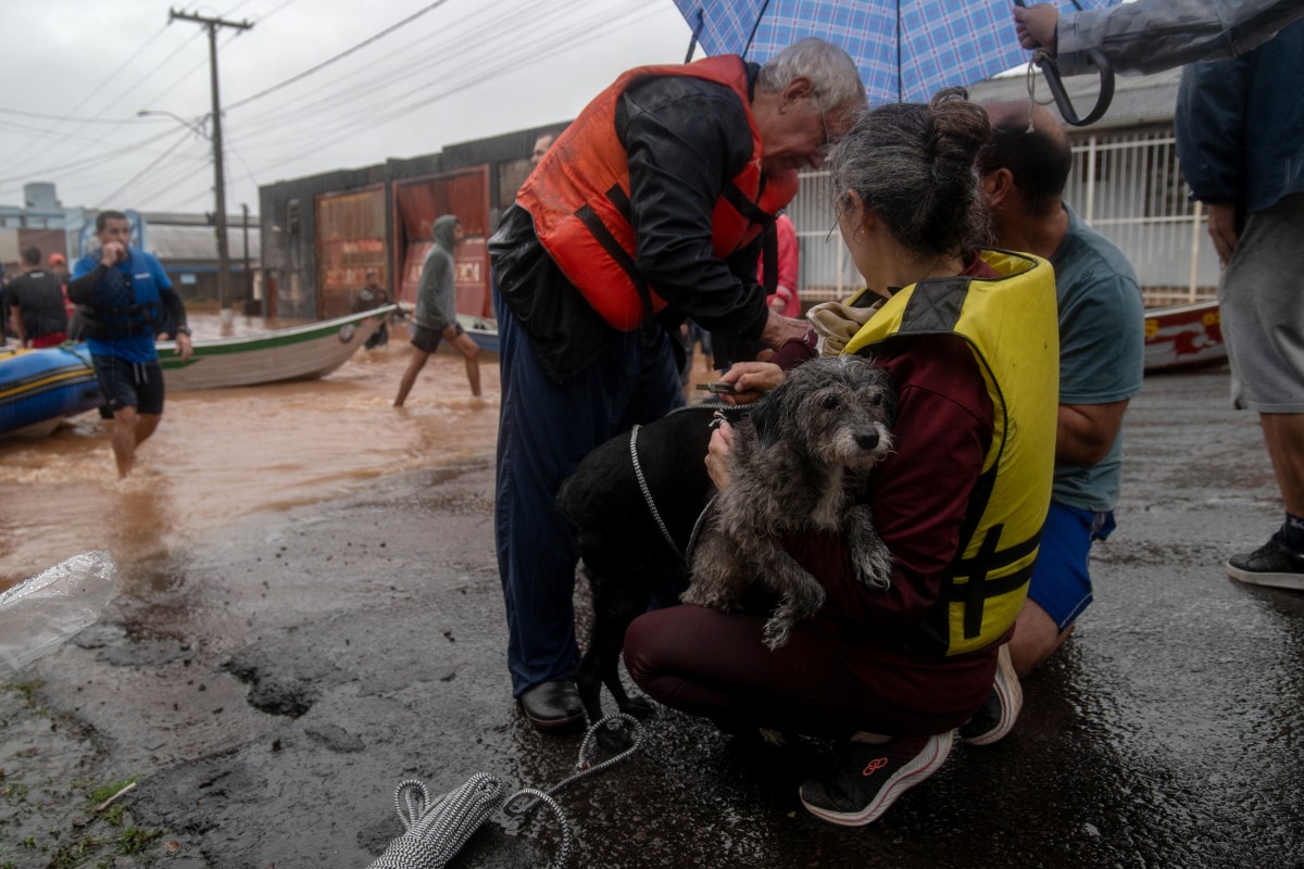 Rains, mudslides kill 29 in southern Brazil's 'worst disaster'