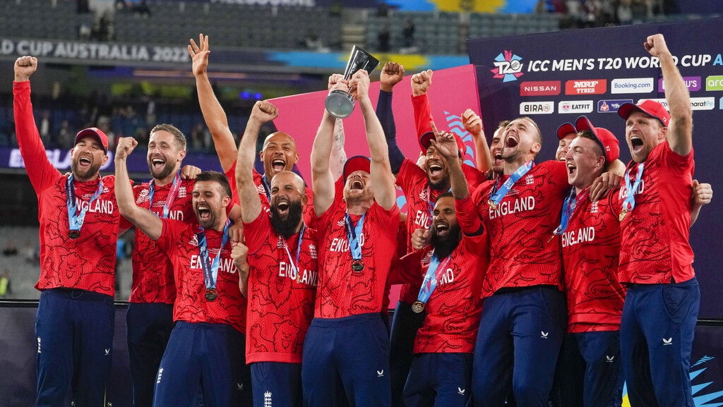 England's cricketers celebrate the 2022 World Cup