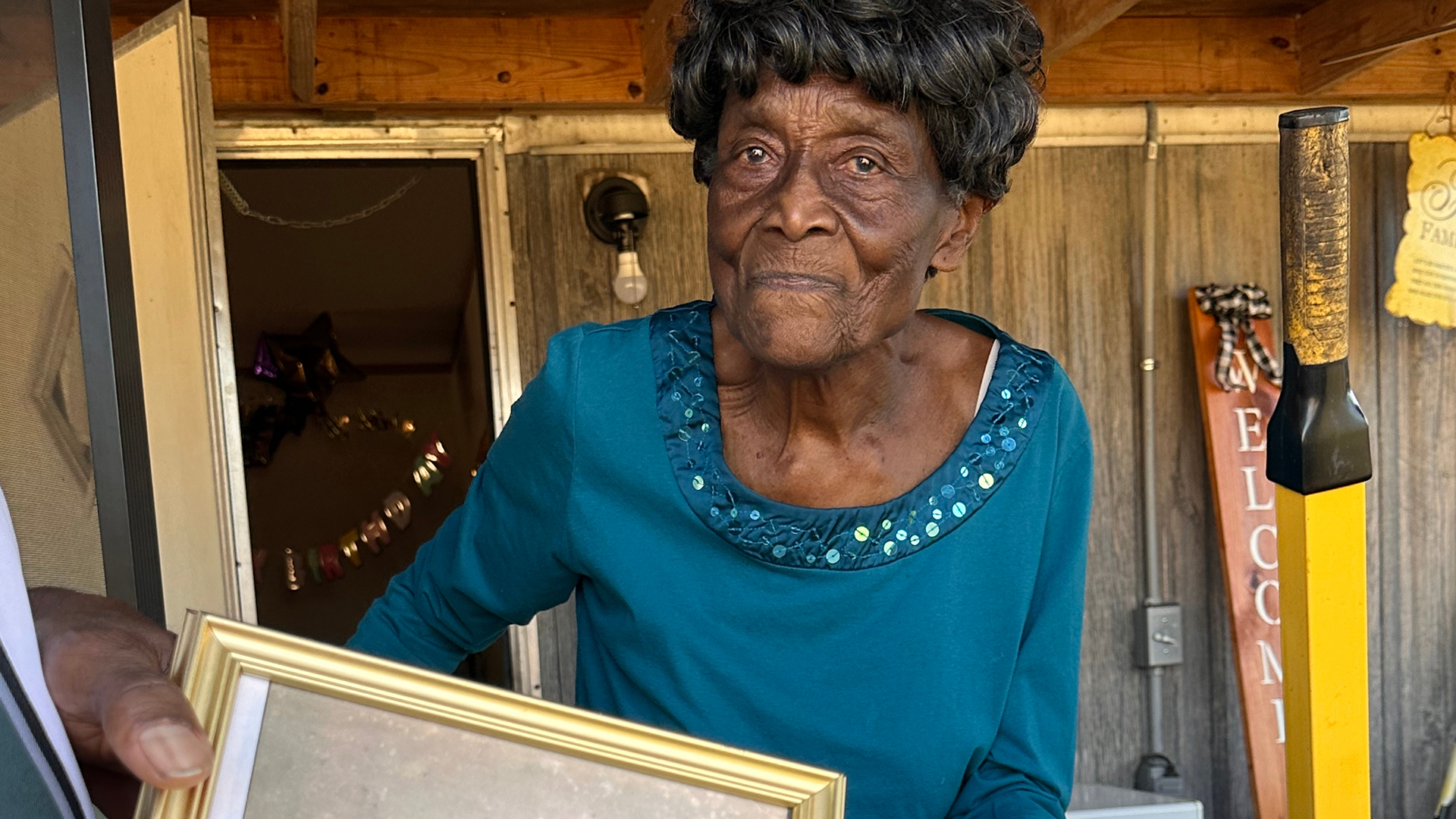 Ninety-six-year-old Laura Reed Norwood remembers what McIntosh was like before the chemical plants arrived [Elizabeth DeRamus/Al Jazeera]