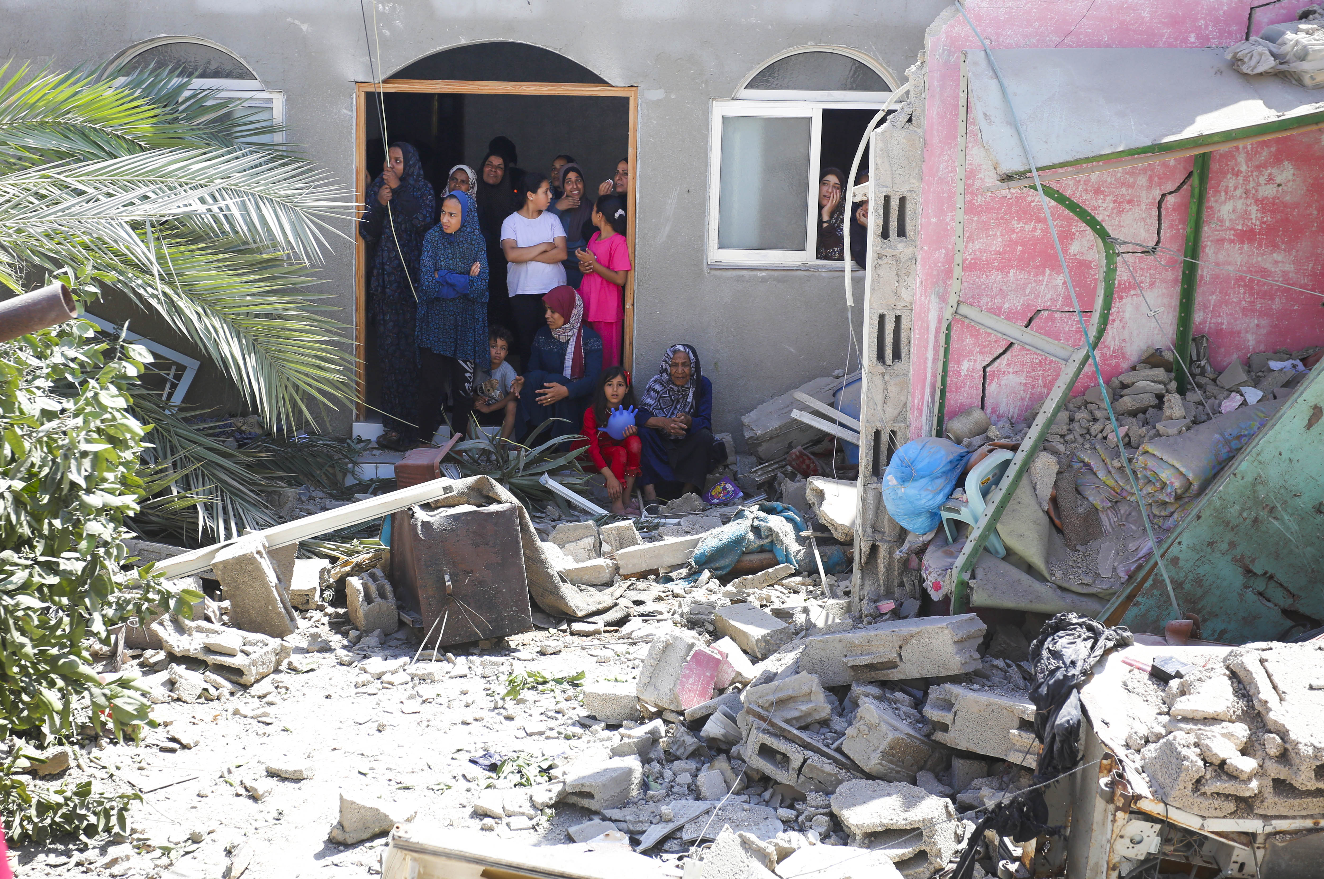 Palestinians Nuseirat Gaza Israeli massacre 274 people