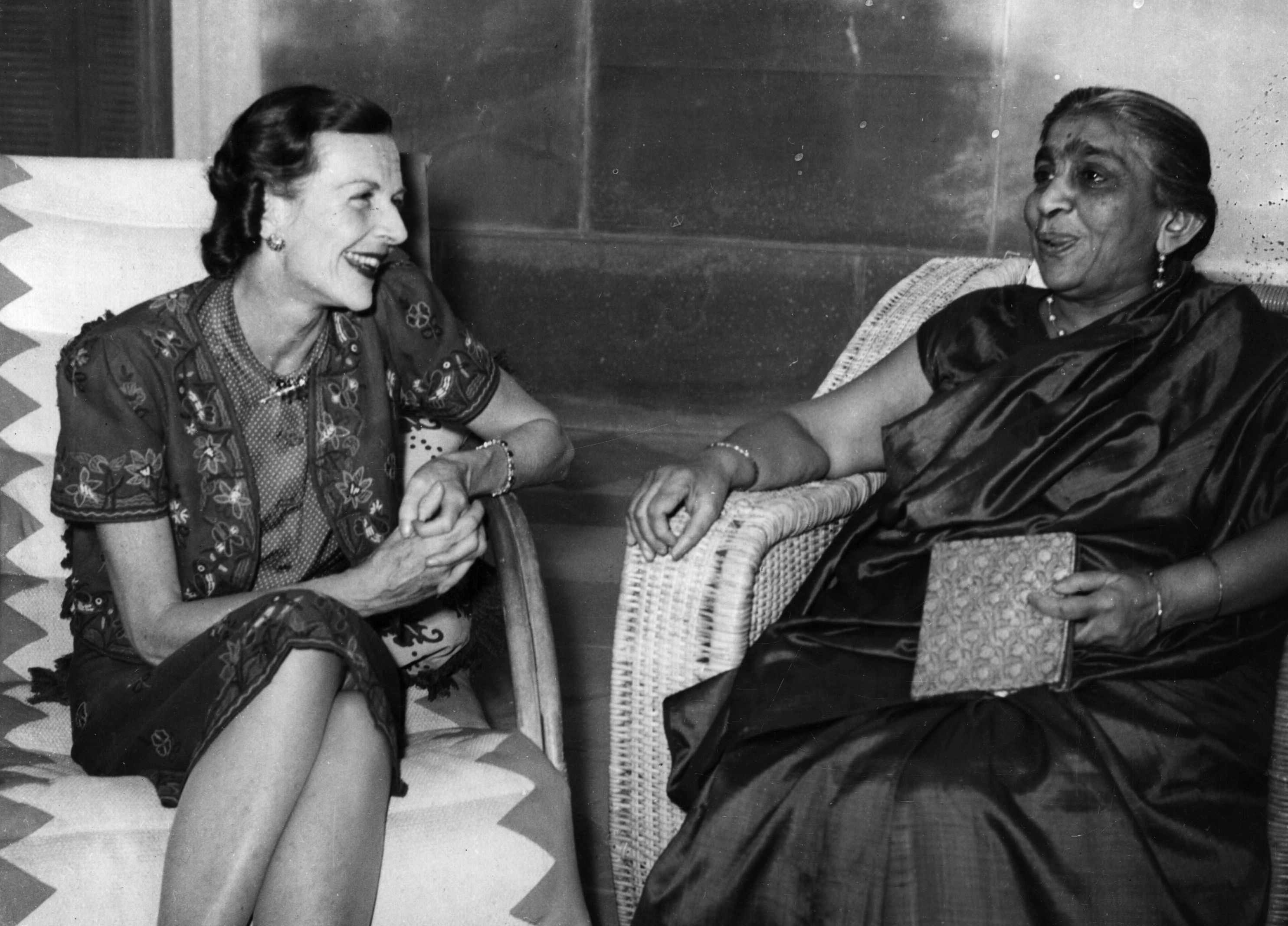 23rd April 1947: Lady Mountbatten (1901 - 1960) and Mrs Sarojini Naidu, the only woman member of the Inner cabinet of the National Congress of India having a chat. (Photo by Keystone/Getty Images)
