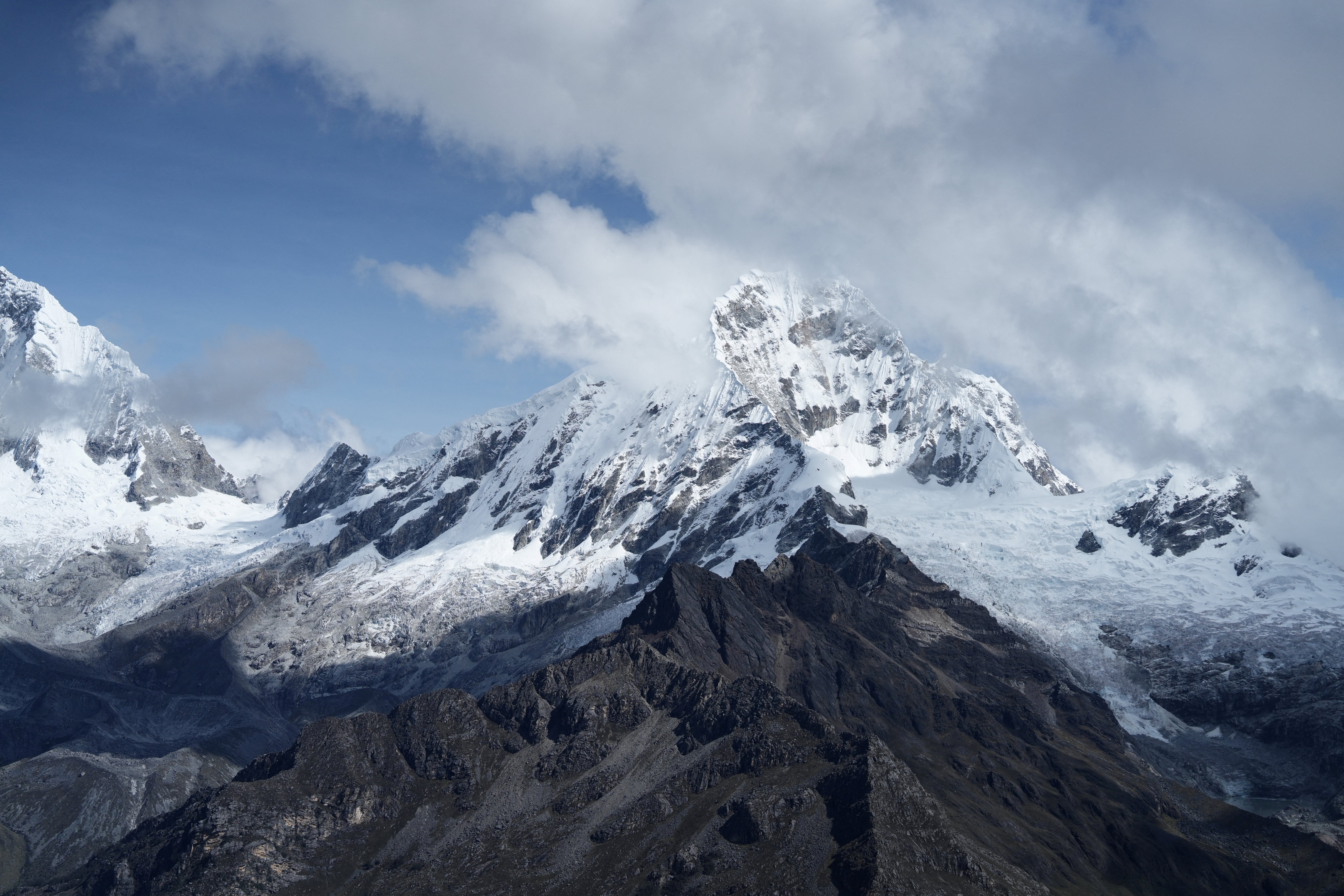 In the Andes, mountain guides bear witness to shrinking glaciers