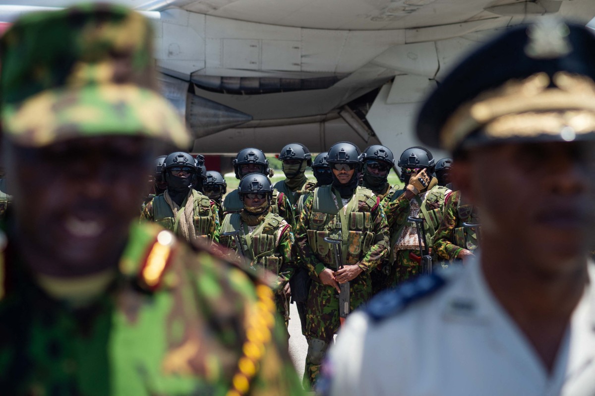 More Kenyan police deploy to tackle Haiti violence