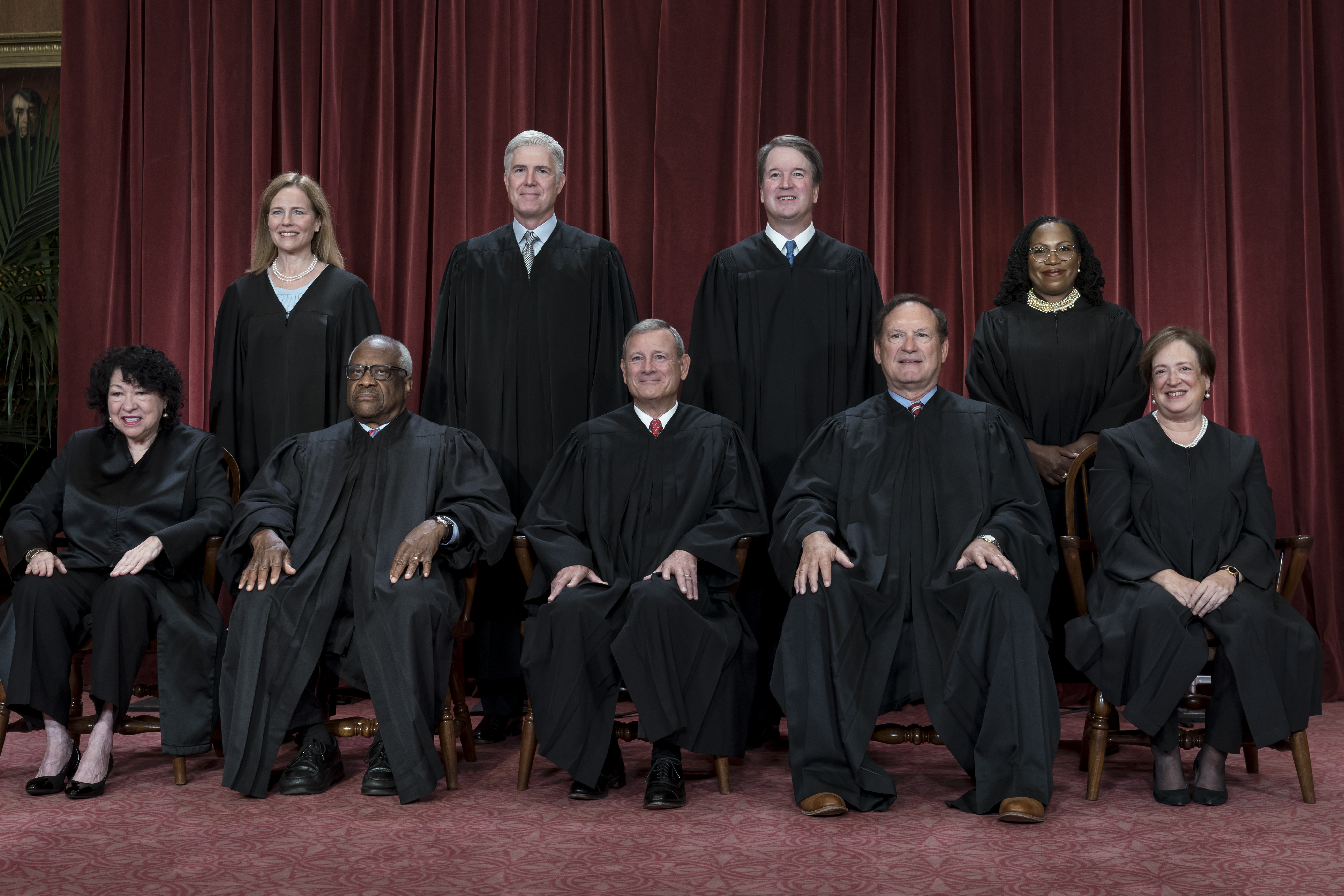 A group shot of the US Supreme Court justices.