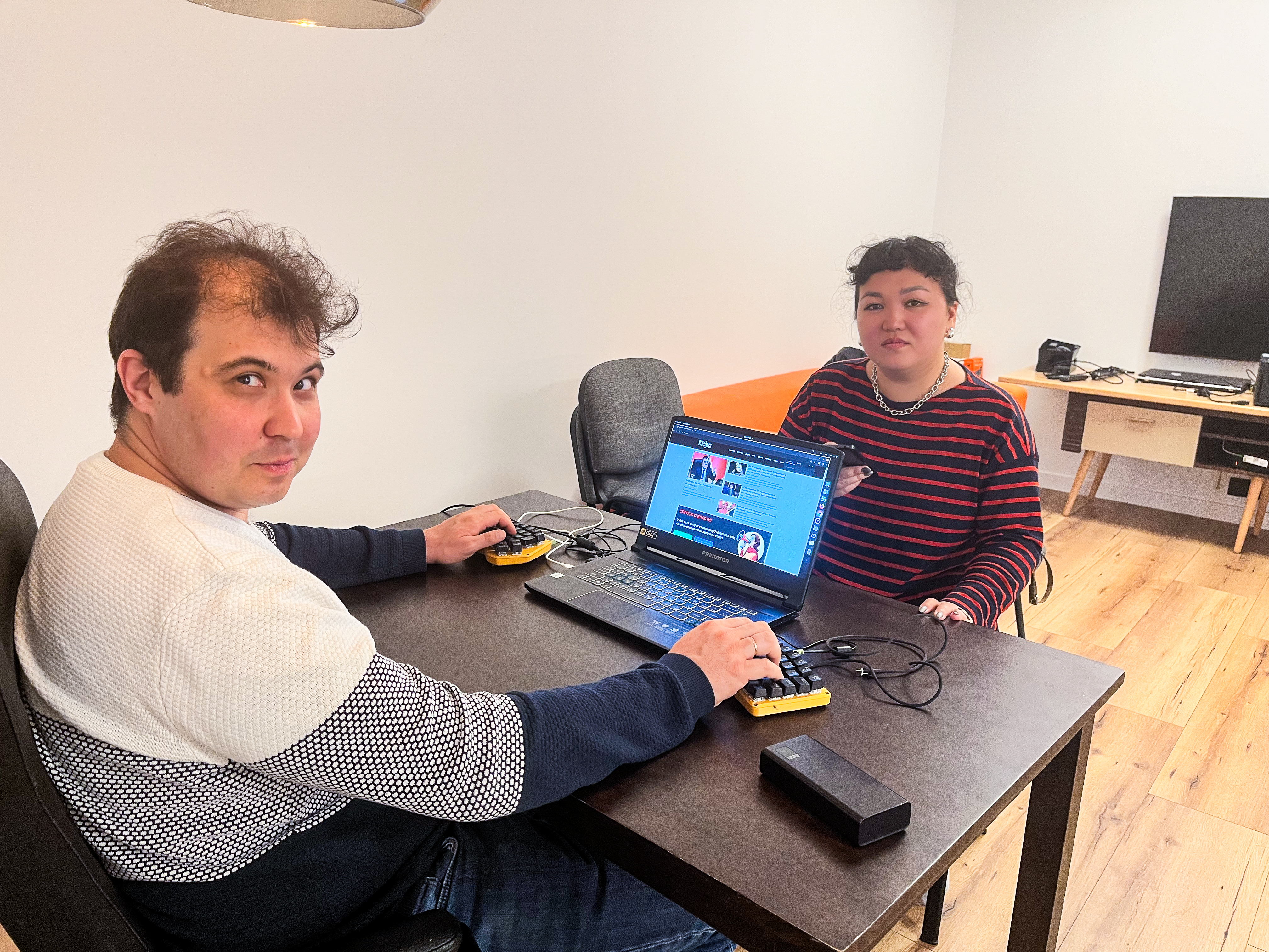 Rinat Tuhvatshin and Aidai Irgabaeva of Kloop in their new office in Warsaw 1-1721296715